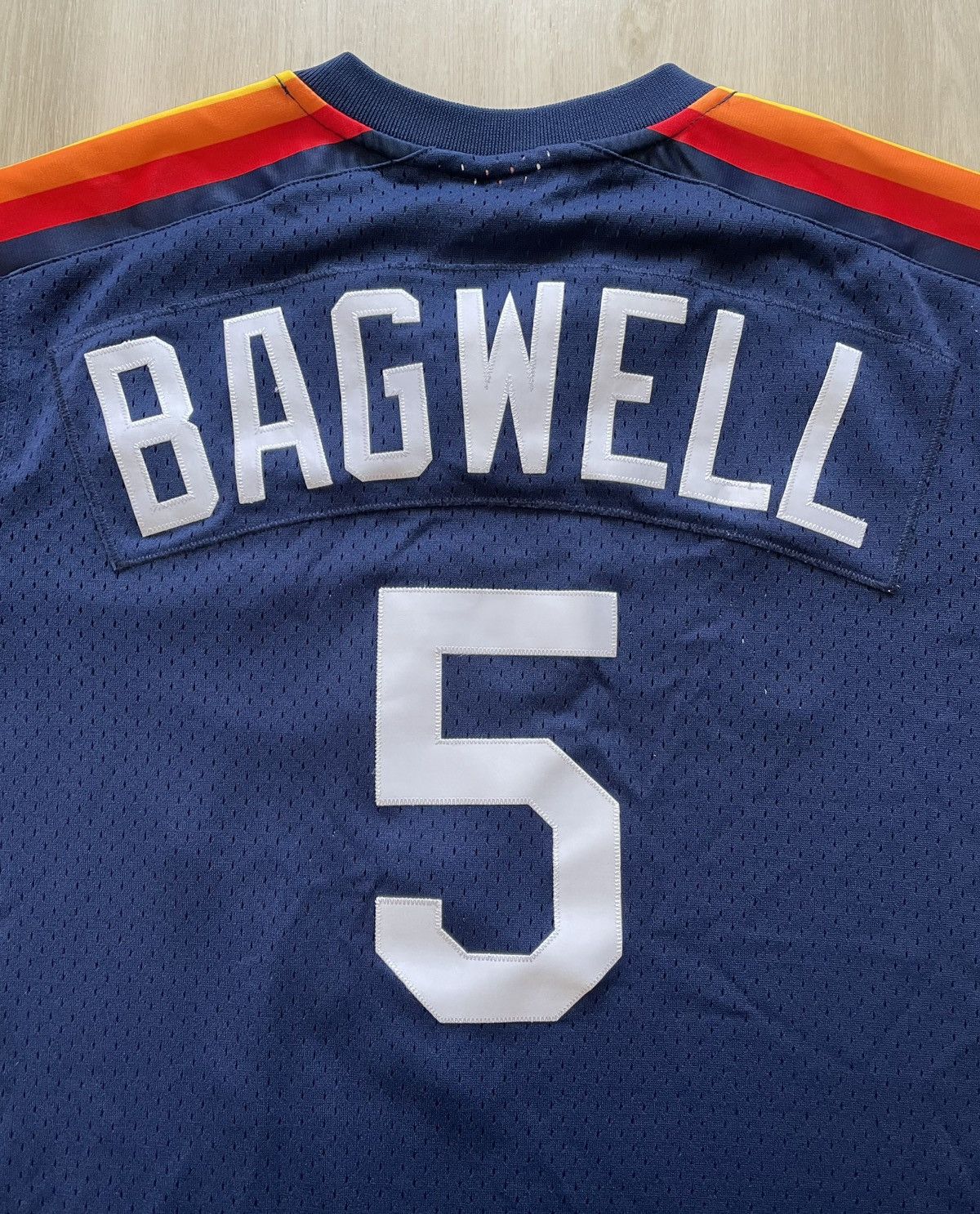 Mitchell & Ness Mitchell & Ness Houston Astros Jeff Bagwell Jersey Sz M Size US M / EU 48-50 / 2 - 2 Thumbnail