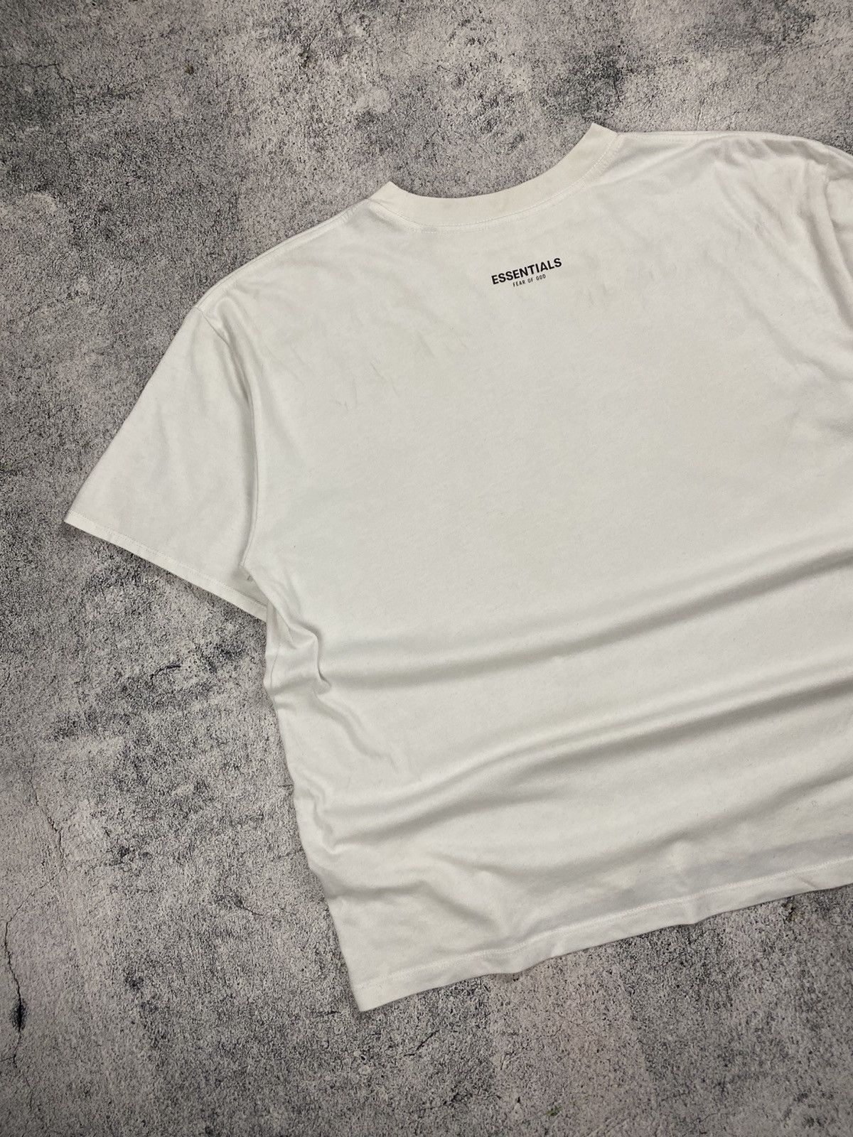 Essentials Essentials Fear Of God Basic Mini Logo Hype Oversized Tee Size US L / EU 52-54 / 3 - 5 Thumbnail