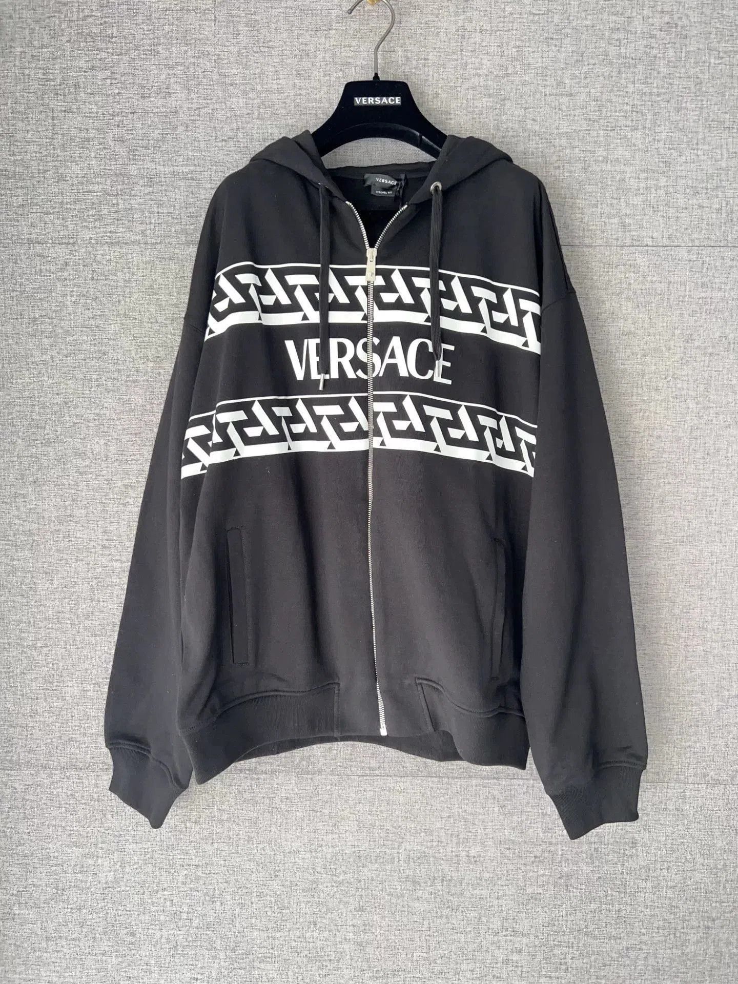 Versace Versace Zip Hoodie Swirl Design. Size US XL / EU 56 / 4 - 1 Thumbnail