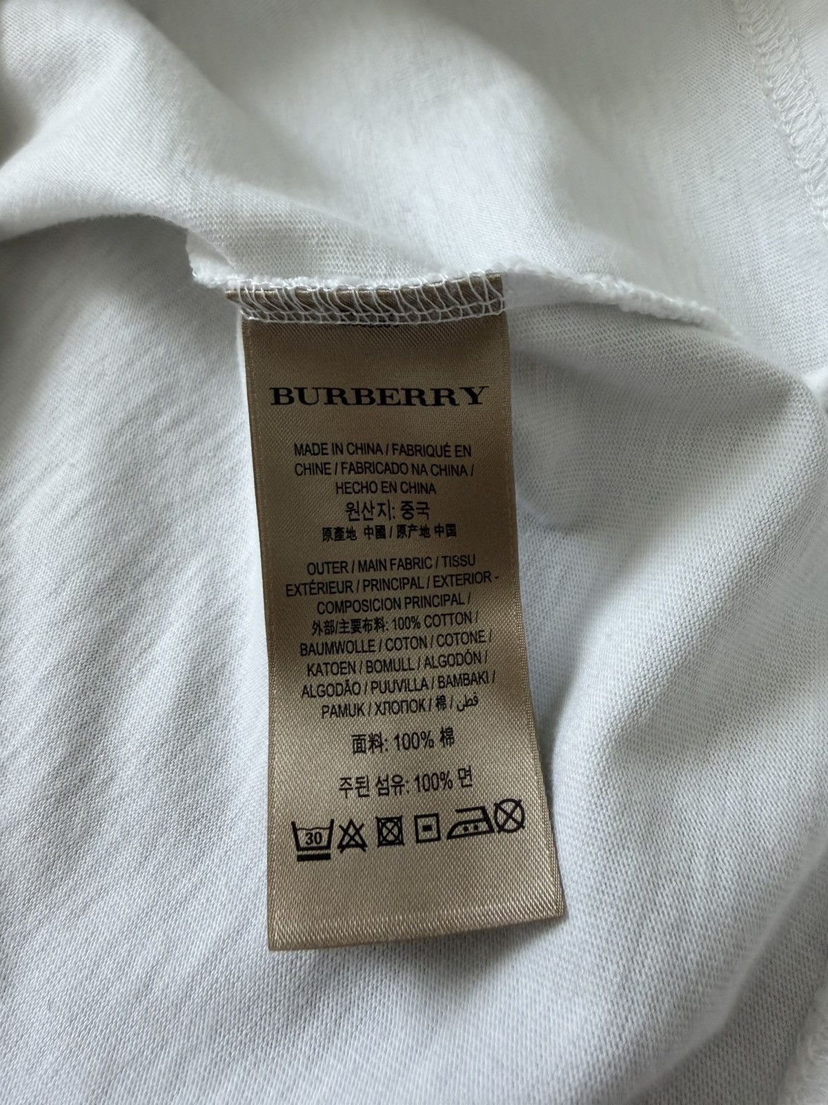 Burberry Burberry T-shirt Size US L / EU 52-54 / 3 - 5 Thumbnail