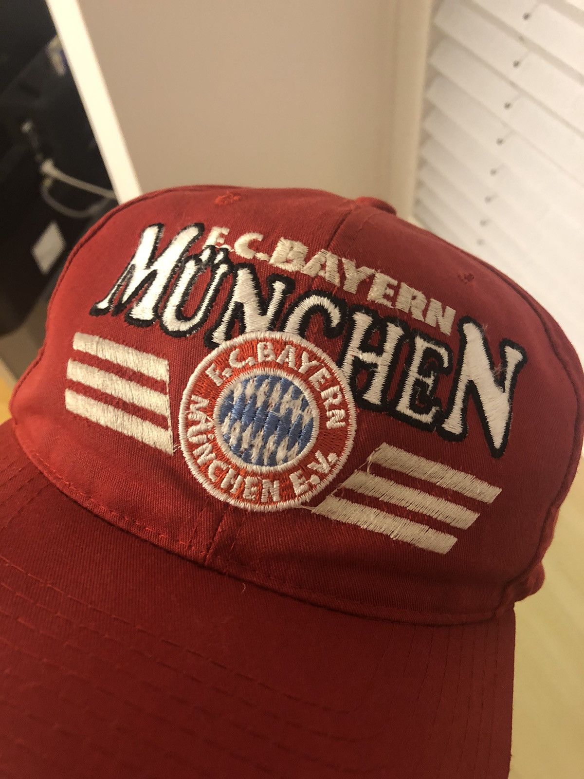 Vintage BAYERN MUNICH VINTAGE RARE FOOTBALL SOCCER GERMAN HAT CAP Size ONE SIZE - 3 Thumbnail