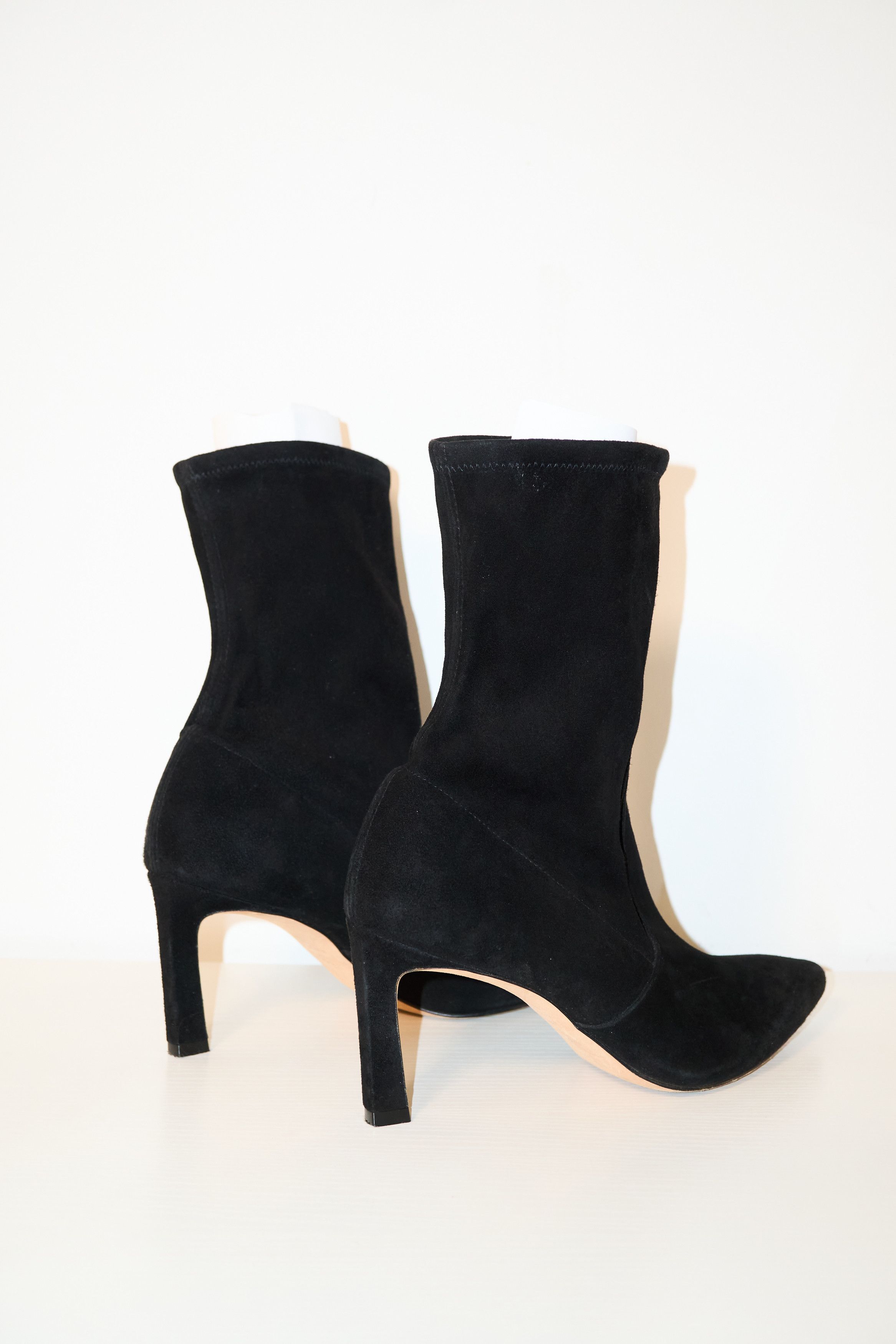 Stuart Weitzman velvet heel boots Size US 8 / IT 38 - 2 Thumbnail