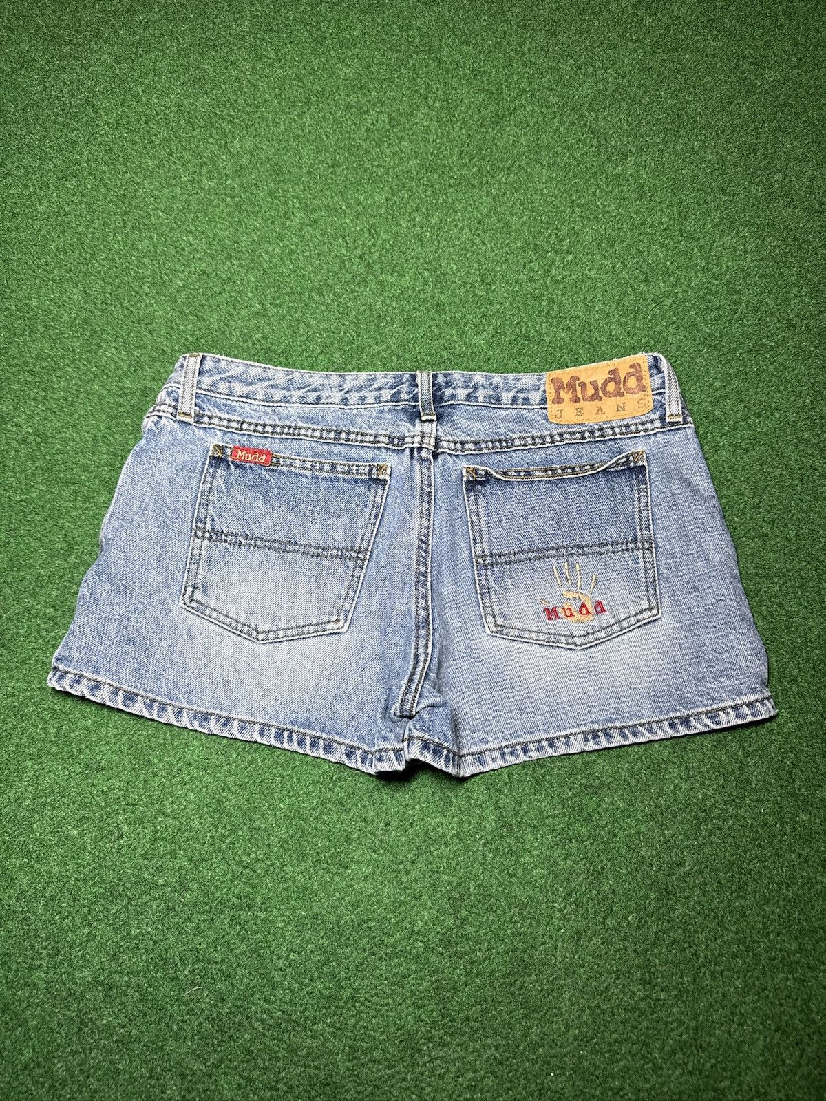 Vintage Mudd Vintage Denim Shorts 13 32 Waist 3” Jorts Y2K Grunge Size 32" / US 10 / IT 46 - 1 Thumbnail