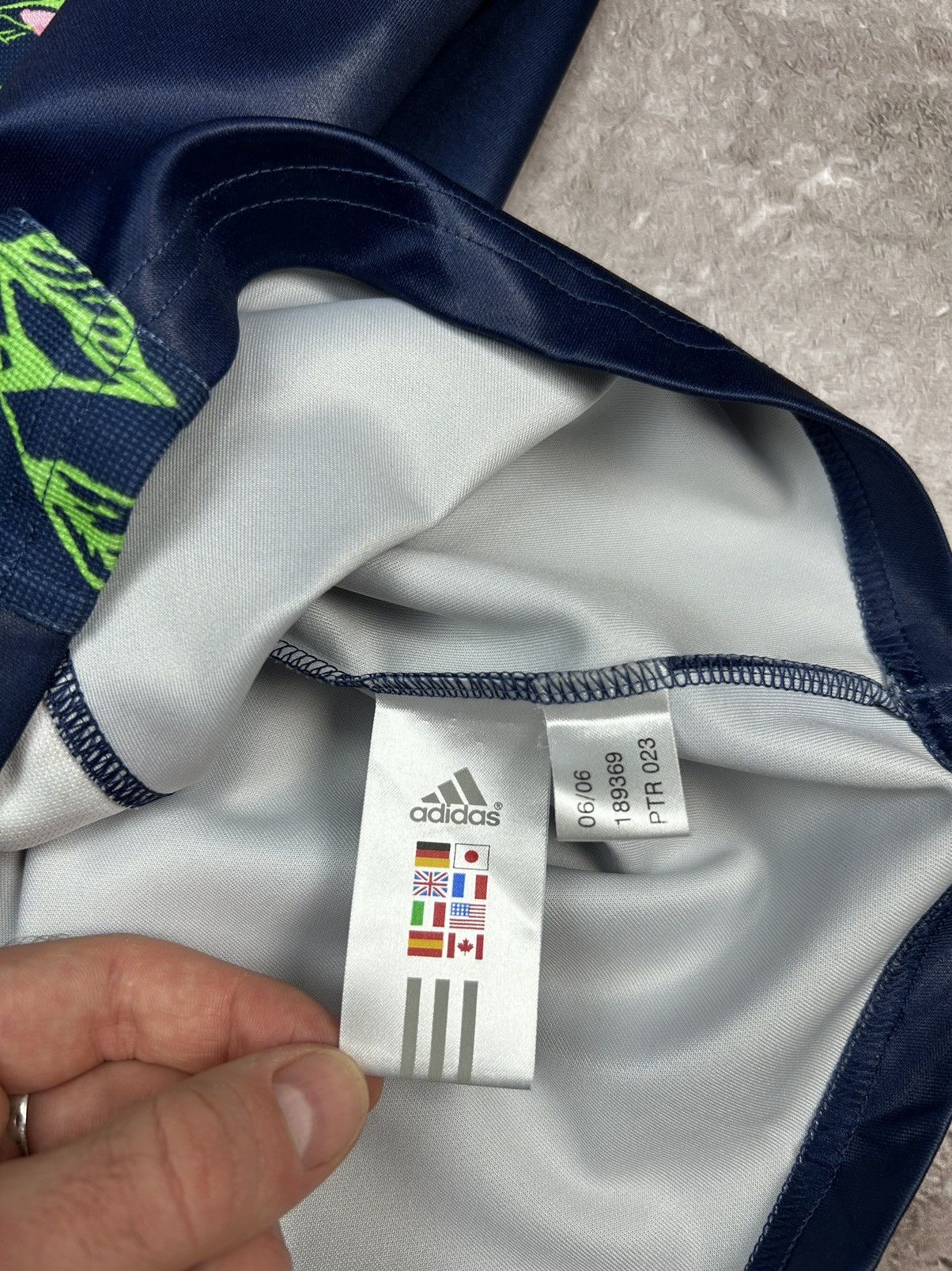 Adidas × Vintage Vintage Adidas Paris Rugby Union Jersey Shirt Over Print Size US M / EU 48-50 / 2 - 6 Thumbnail