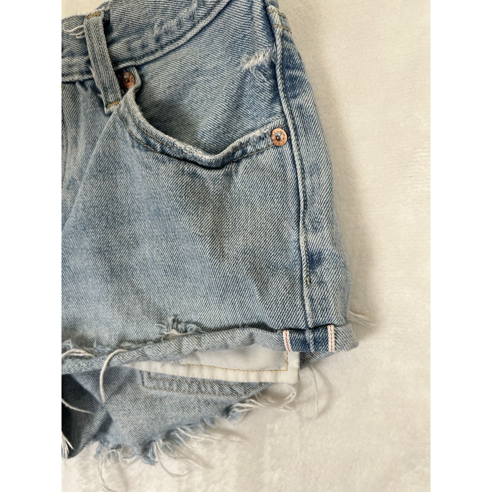 Levi's Levi’s 501 Selvedge Daisy Duke Jean Shorts Women’s Size 25 D Size 25" / US 0 / IT 36 - 2 Thumbnail