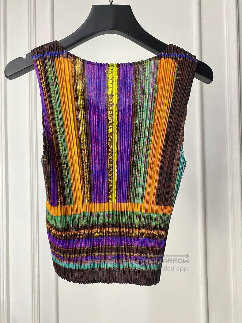 Issey Miyake Issey Miyake Ethnic Style Pleated Printed Tank Top Size S / US 4 / IT 40 - 3 Thumbnail