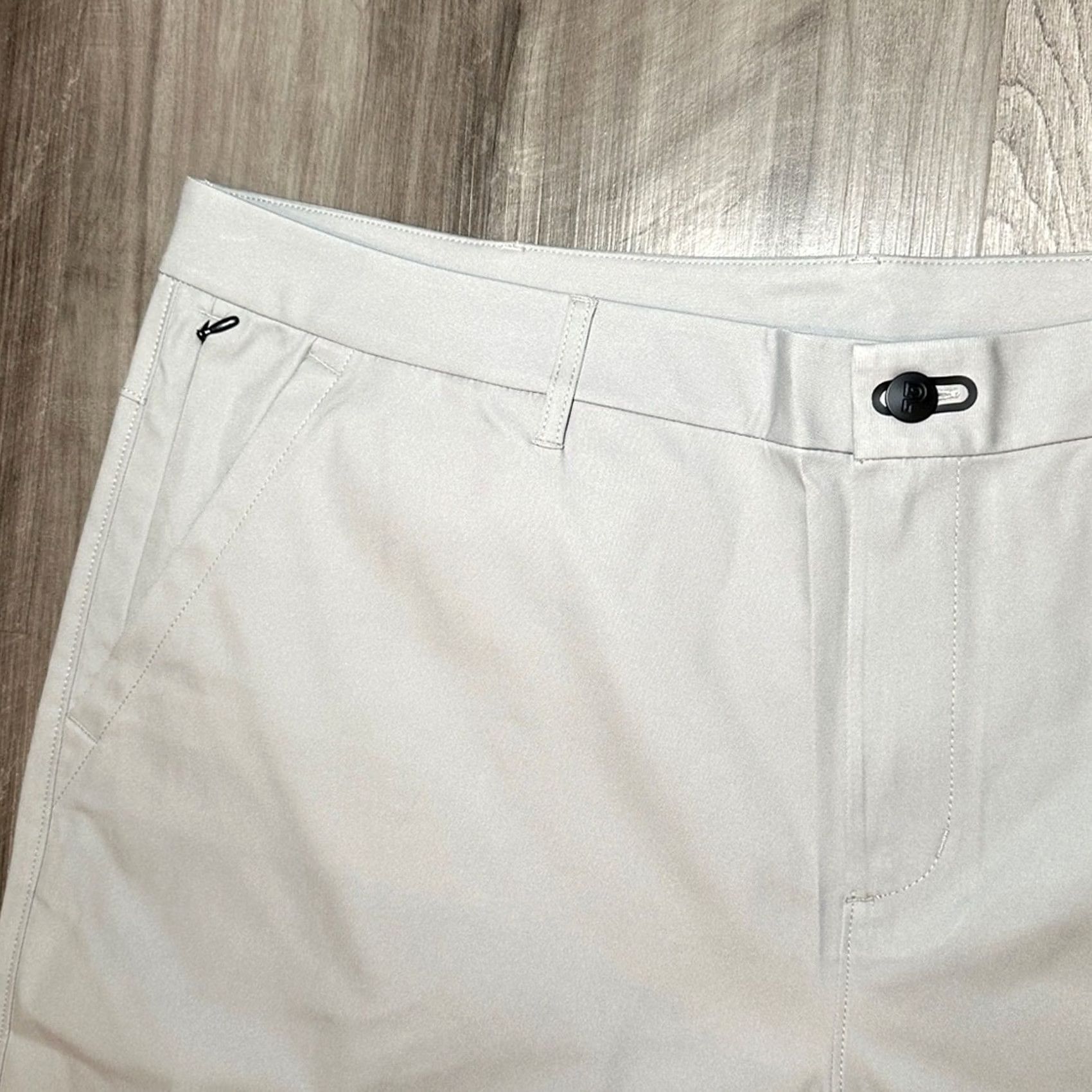 Vintage Public Rec Fog Workday 2.0 Performance Shorts Men 42 Regular Gray Chino 8in Inseam MS9857 Size US 42 / EU 58 - 4 Thumbnail