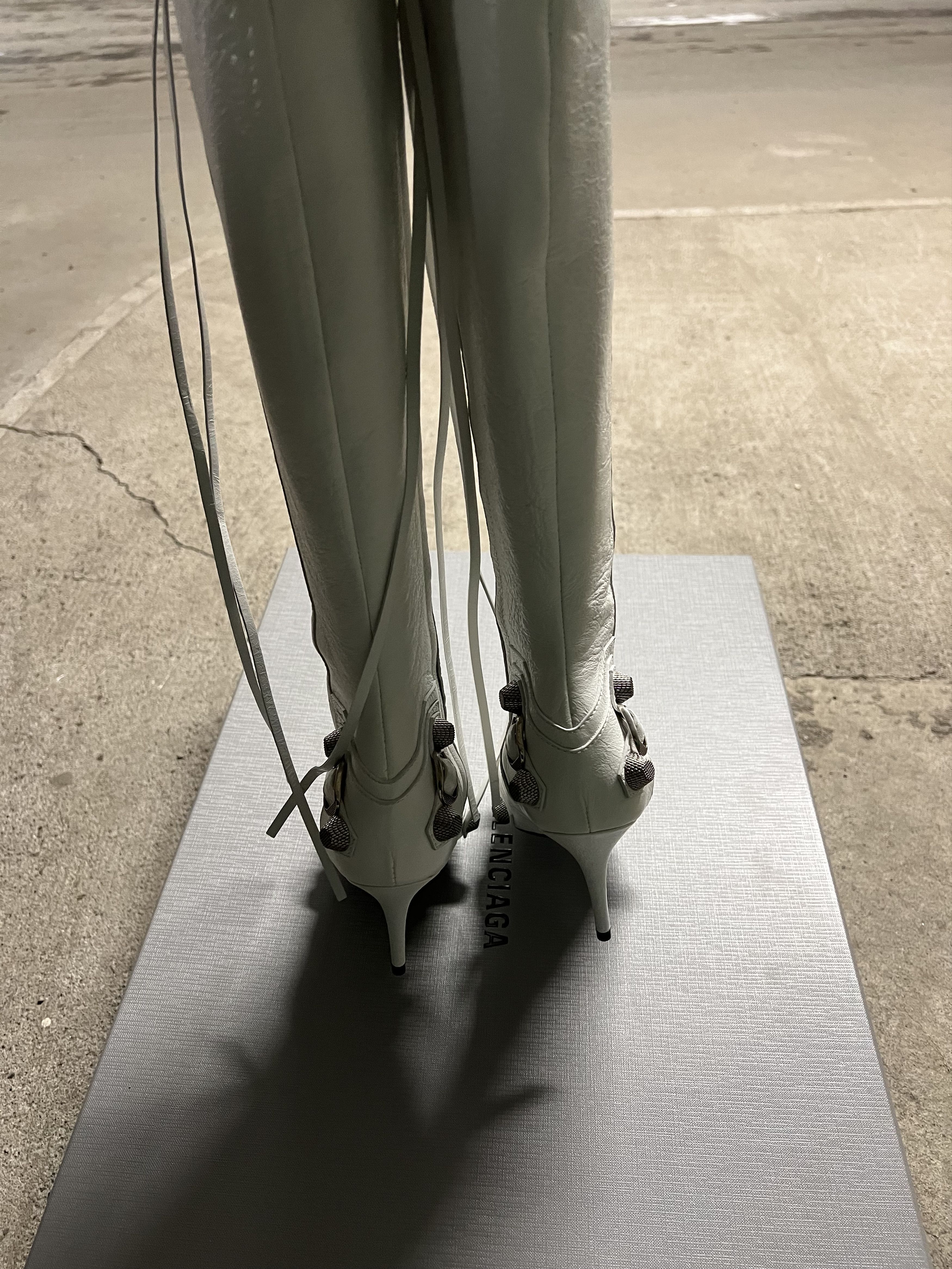 Balenciaga Balenciaga Le Cagole Embellished White Heel Boots Size US 7.5 / IT 37.5 - 4 Thumbnail