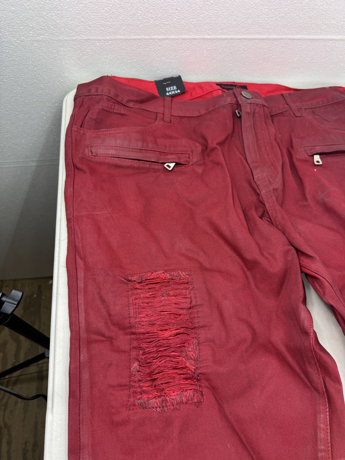 Embellish Embellish jeans men 44x34 Stiff Maroon NWT Distressed Ripp Size US 44 / EU 60 - 2 Thumbnail