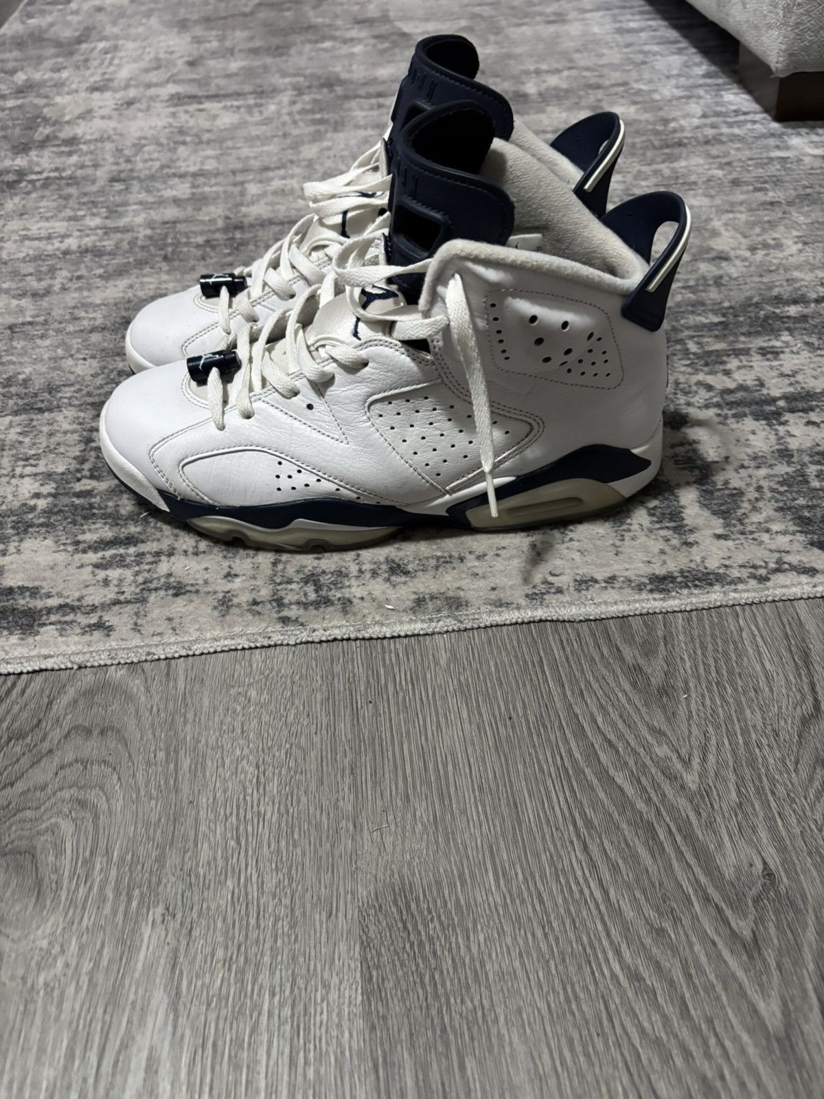 Jordan Brand Midnight Blue Jordan 6s Size 10, Used Size US 10 / EU 43 - 3 Thumbnail