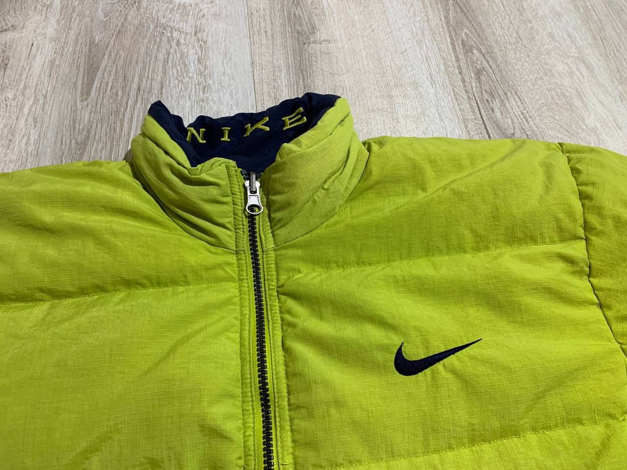 Vintage Mens vintage reversible puffer jacket Nike Size S Size US S / EU 44-46 / 1 - 3 Thumbnail