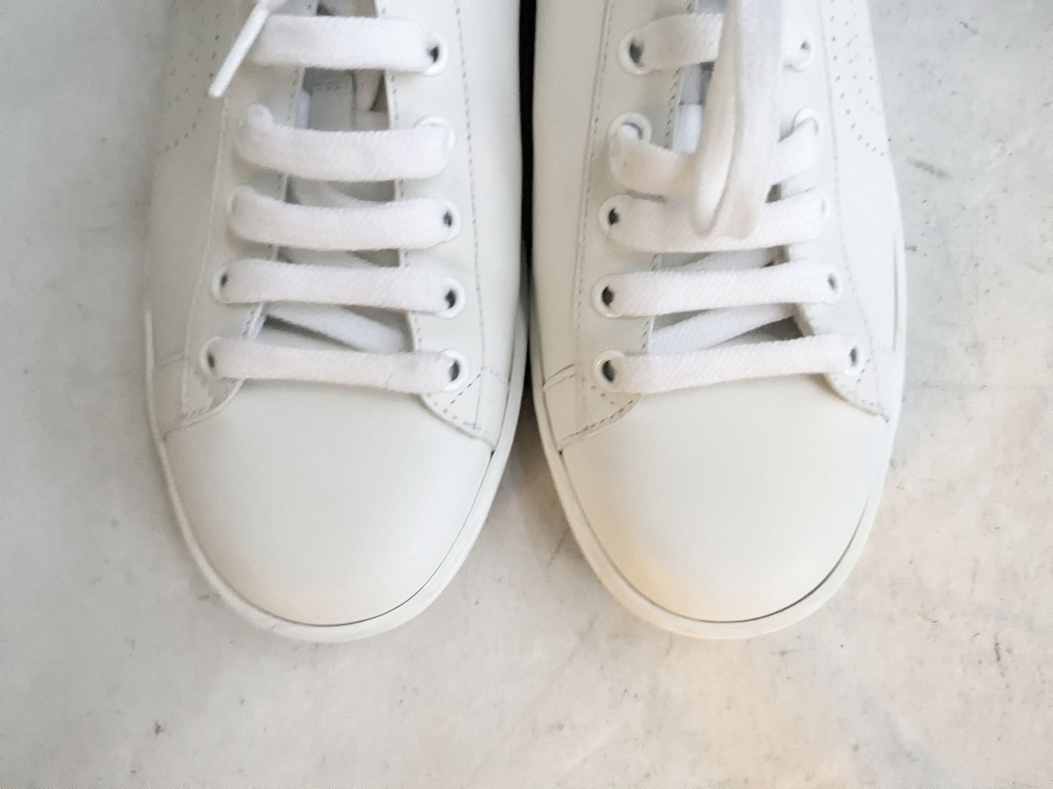 Gucci Women's Gucci Ace Sneakers White Interlocking G 7.5 37.5 Size US 7.5 / IT 37.5 - 7 Thumbnail