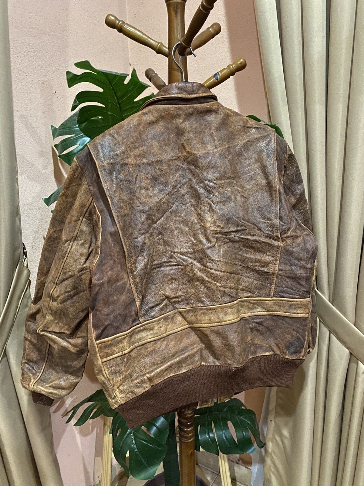 Other DOGFIGHT Distressed Leather Bomber Jacket Old Flight Style Size US L / EU 52-54 / 3 - 10 Thumbnail