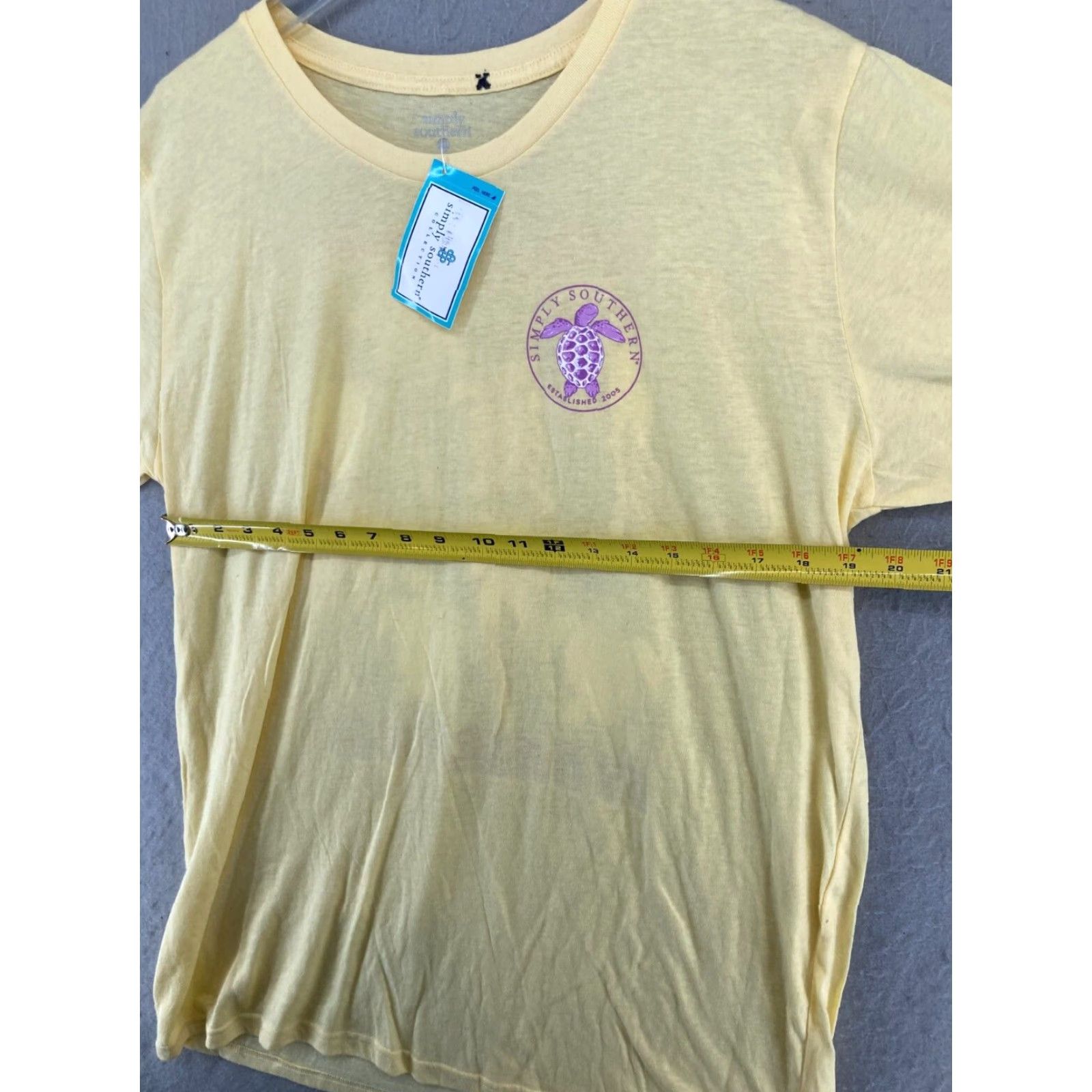VIBE Simply Southern Womens TShirt 2XL Yellow Summer Vibes Thick Thighs Turles NWT Size XXL / US 16-18 / IT 52-54 - 3 Thumbnail
