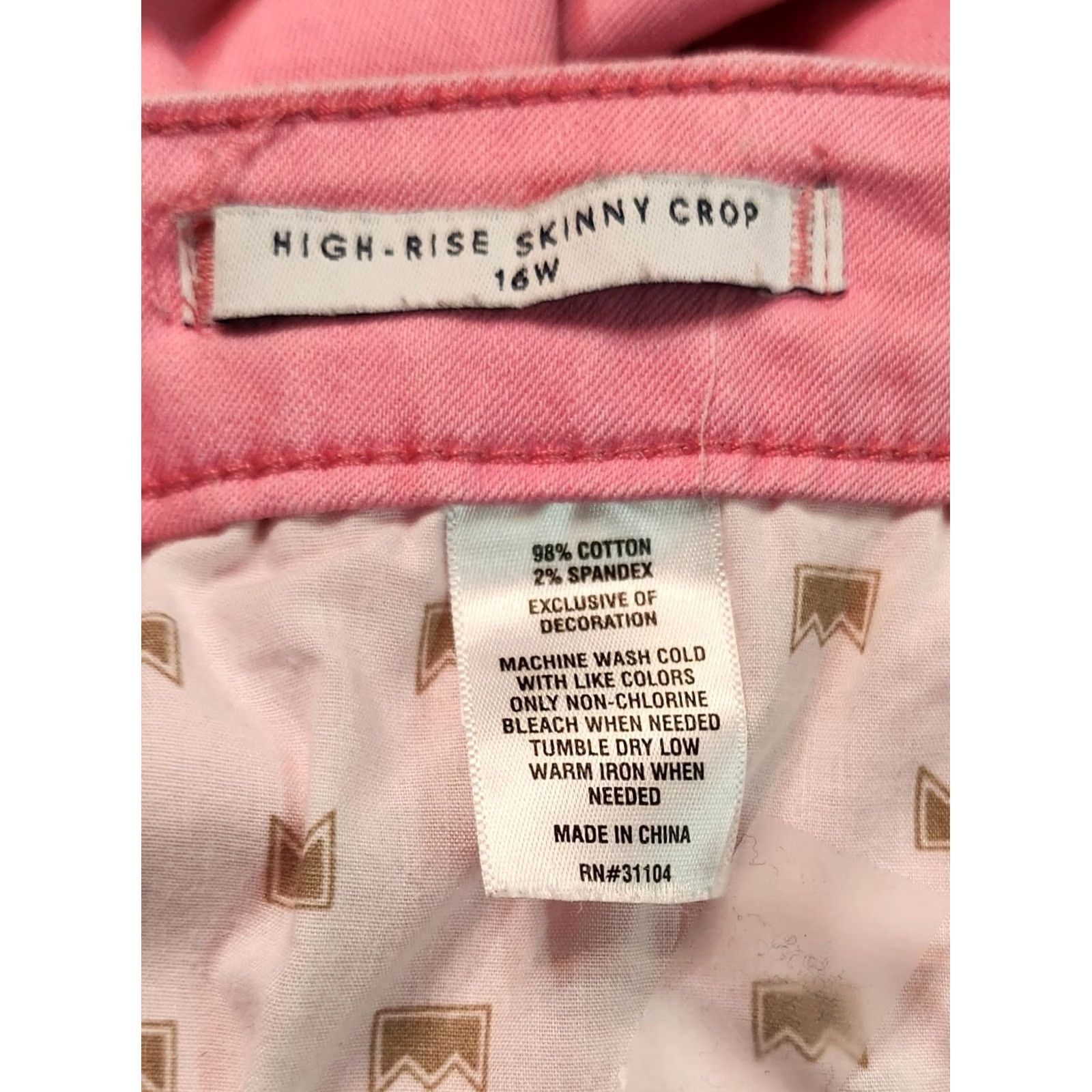 Vintage Crown & Ivy Jeans Women’s 16W Pink High Rise Skinny Crop Slim 24in Inseam Denim Crop Women Size 38" / US 16 / IT 52 - 4 Thumbnail