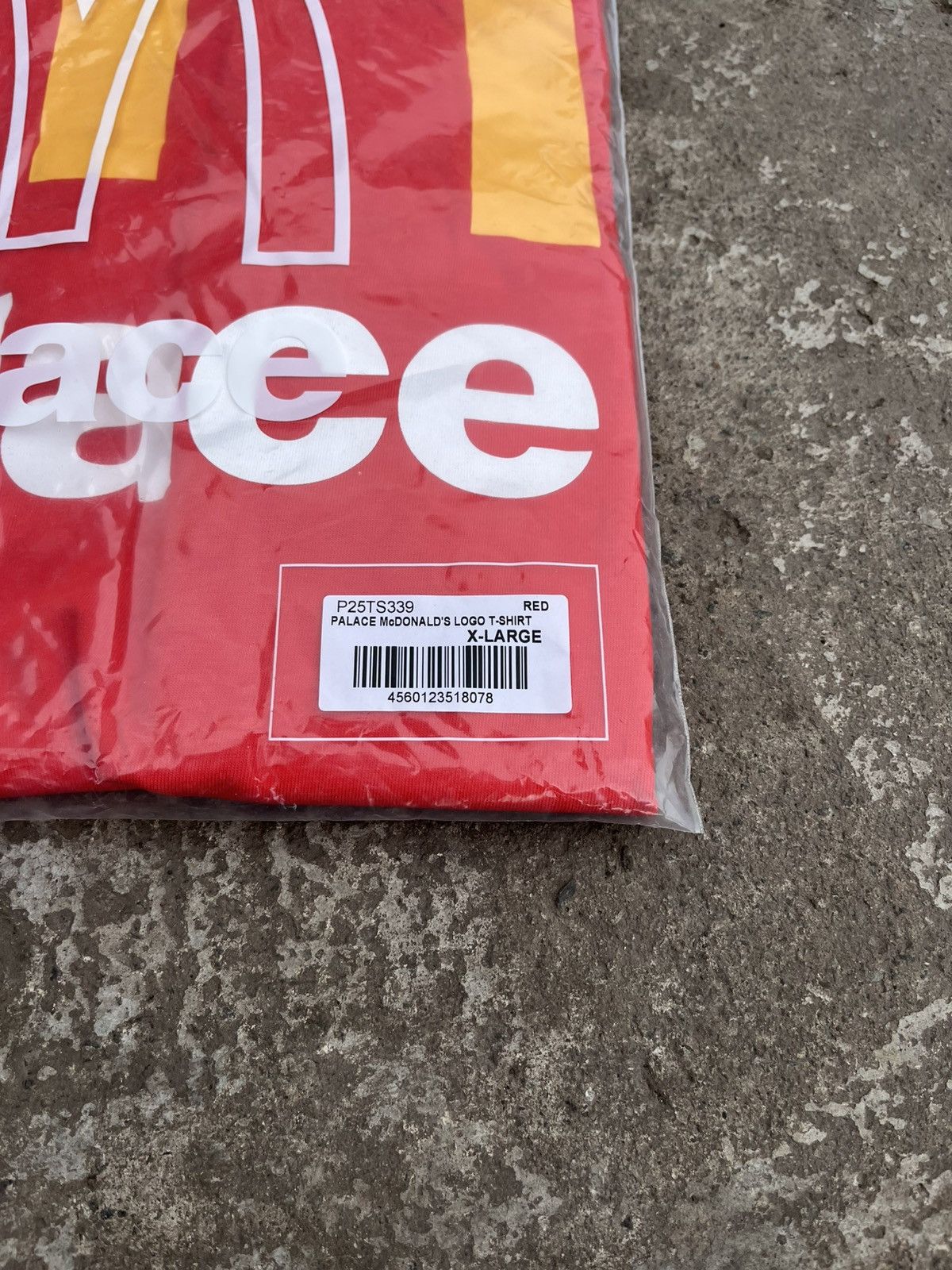 Palace 🍔PALACE X MCDONALD’s LIMITED EDITION BIG LOGO RED TEE Size US XL / EU 56 / 4 - 5 Thumbnail