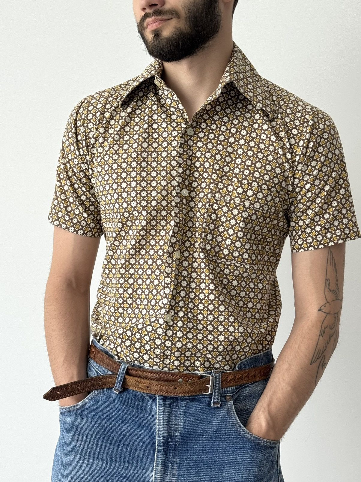 Vintage ≈1940s Vintage European Hawaiian Style Flowers Button Shirt Size US M / EU 48-50 / 2 - 2 Thumbnail