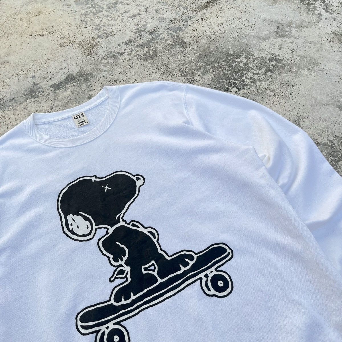 Kaws × Peanuts Kaws X Peanut Nice Skateboard Print Out Design Tee Size US L / EU 52-54 / 3 - 2 Thumbnail