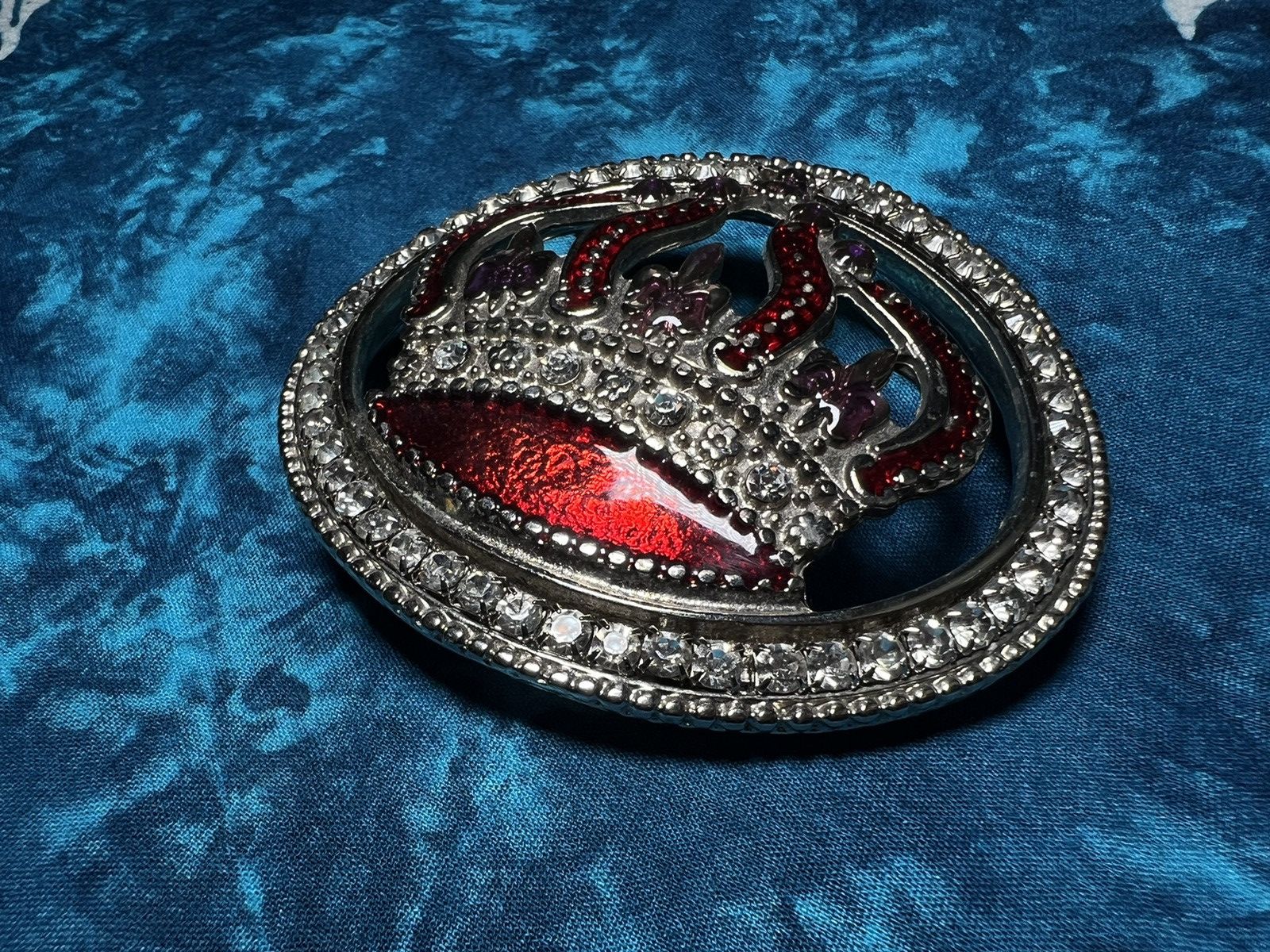 Vintage Y2K Vintage princess crown buckle leather belt Size ONE SIZE - 3 Thumbnail