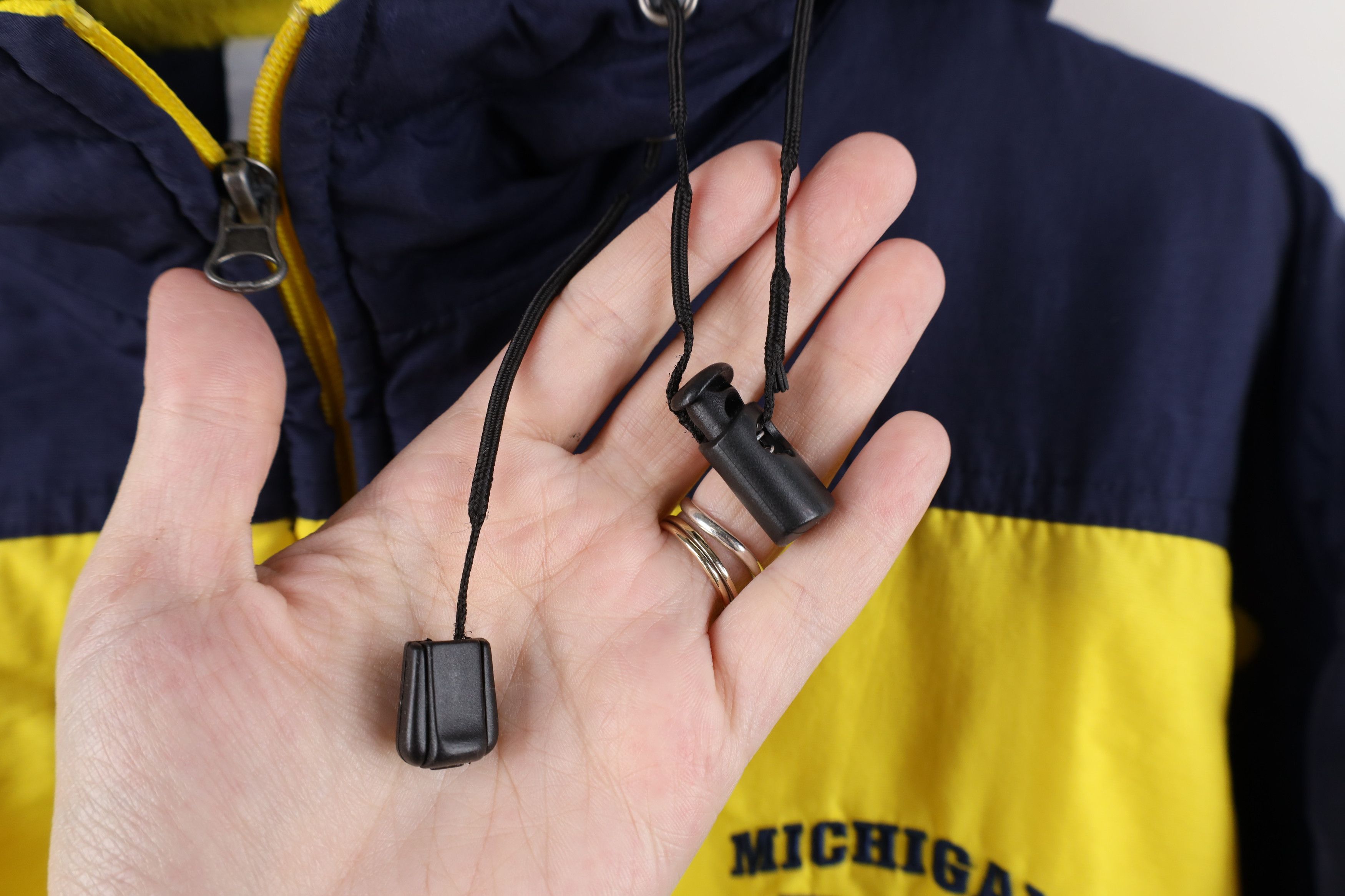 Vintage Vintage Fleece Lined University of Michigan Hooded Jacket Size US L / EU 52-54 / 3 - 5 Thumbnail