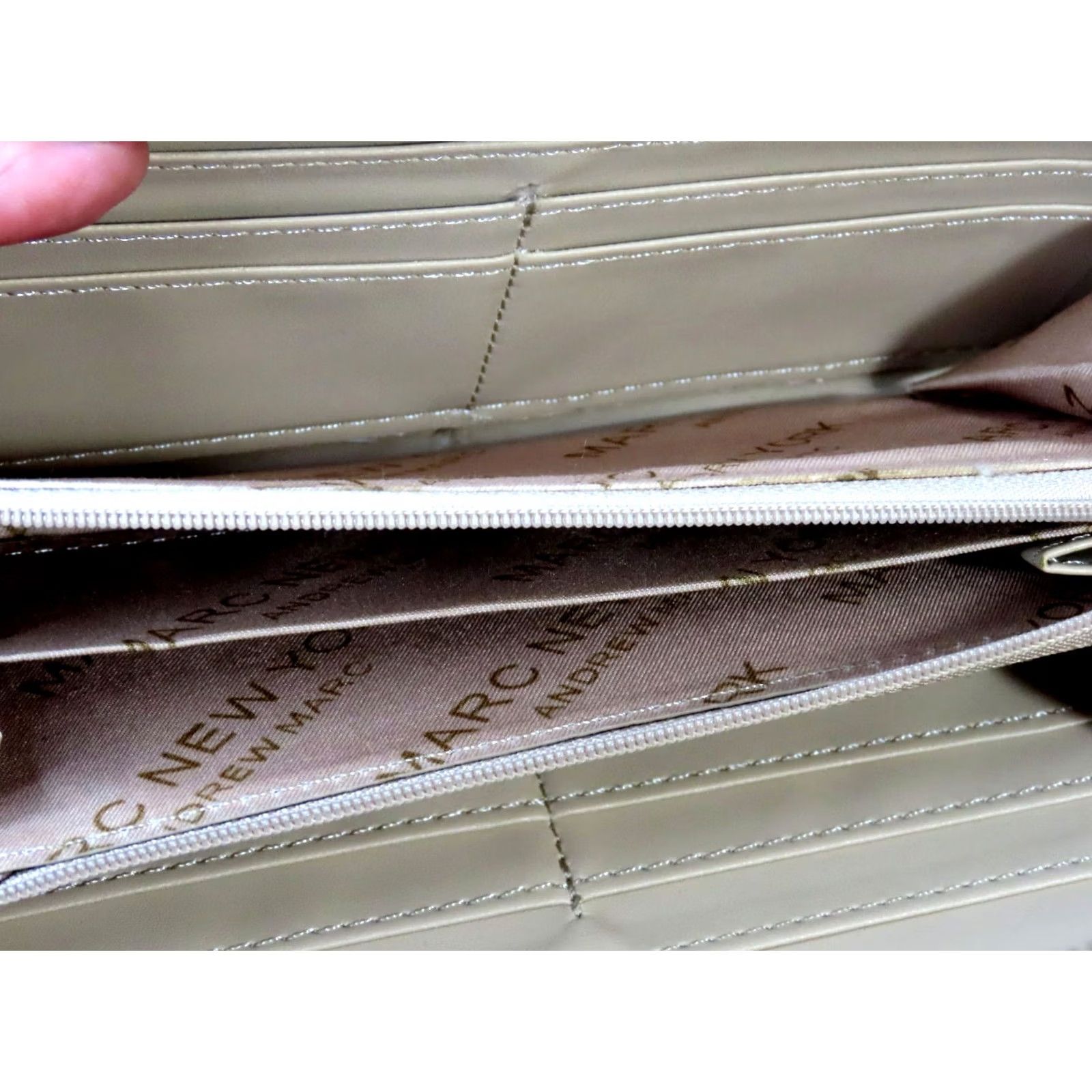 Vintage Marc New York Wristlet Burgandy Women's Wallet 8" x 4" Leather Wristlet Strap Logo Wallet 8x4 Size ONE SIZE - 6 Thumbnail
