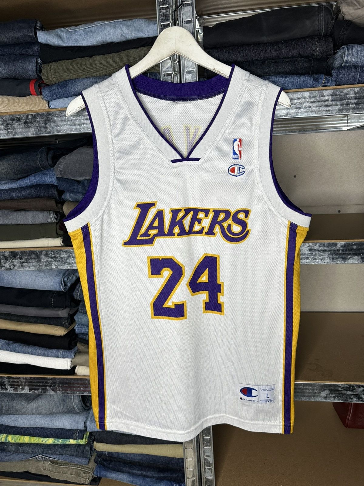 Champion NBA Los Angeles Lakers Champion shirt size L #24 Bryant Size US L / EU 52-54 / 3 - 1 Thumbnail