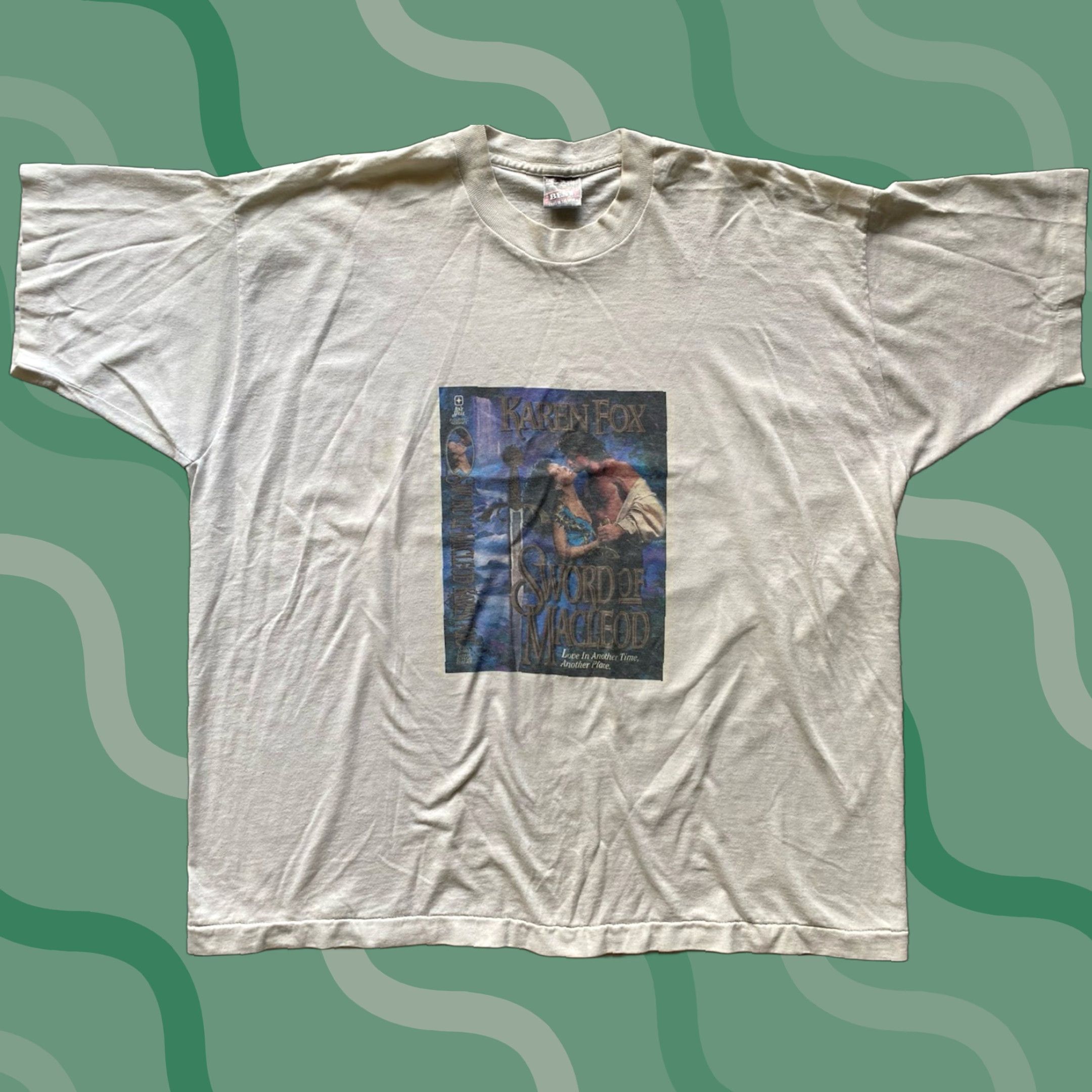 Fruit Of The Loom VINTAGE Fruit of the Loom T-Shirt Mens 2XL White Short Sleeve Romance Novel Karen Fox Sword Of MacLeod Size US XXL / EU 58 / 5 - 1 Thumbnail