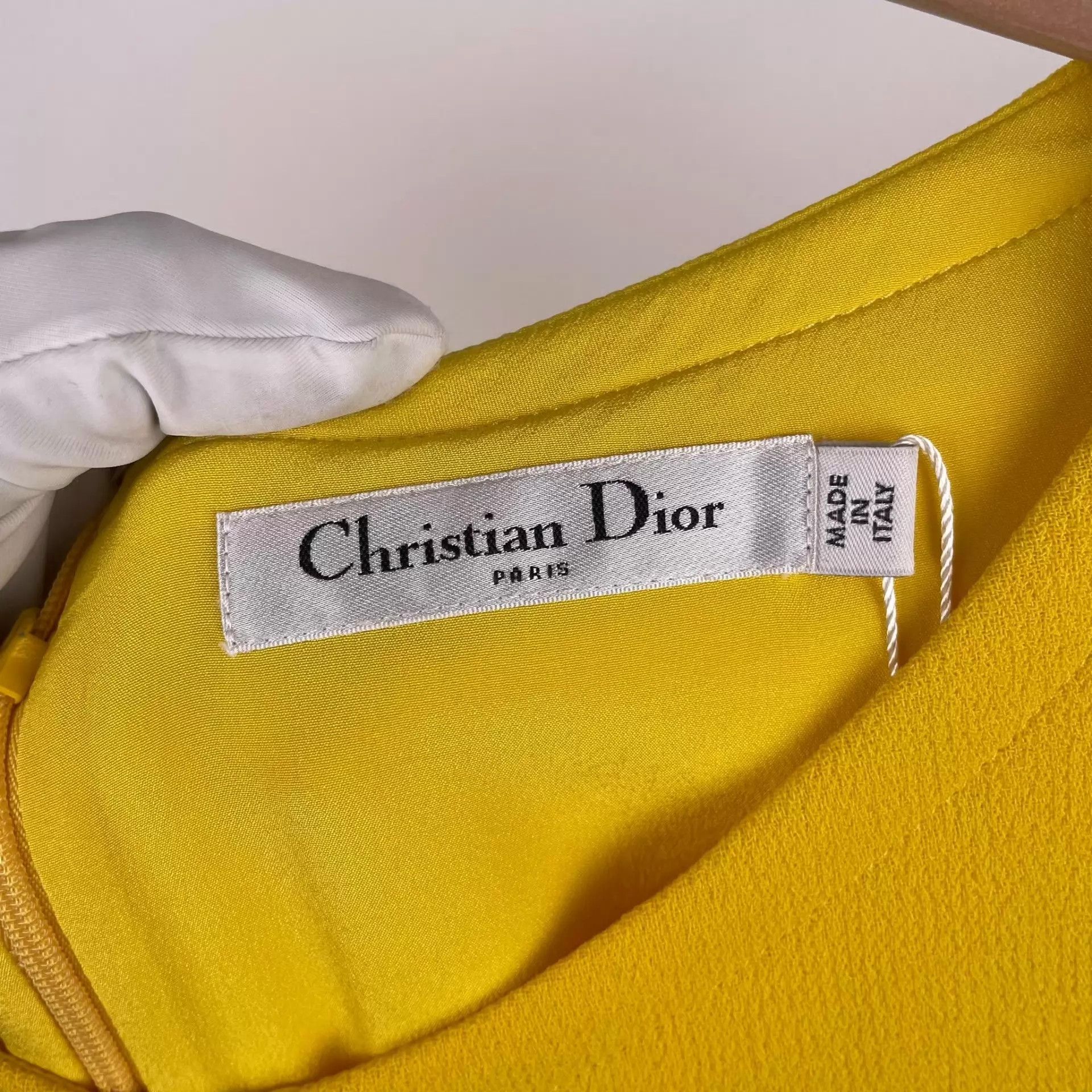 Dior Dior Sleeveless Yellow Dress 38 260426ZZYLZ04 Size S / US 4 / IT 40 - 3 Thumbnail