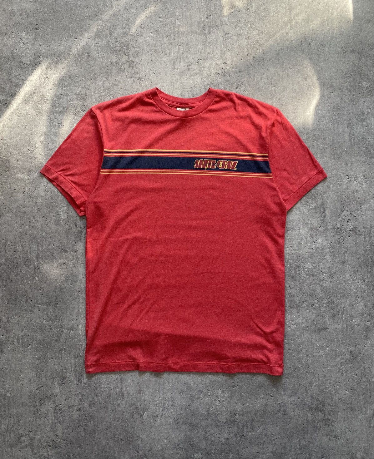 Vintage Vintage 90’s Santa Cruz Skateboarding Red Tee Made In Usa Size US L / EU 52-54 / 3 - 2 Thumbnail
