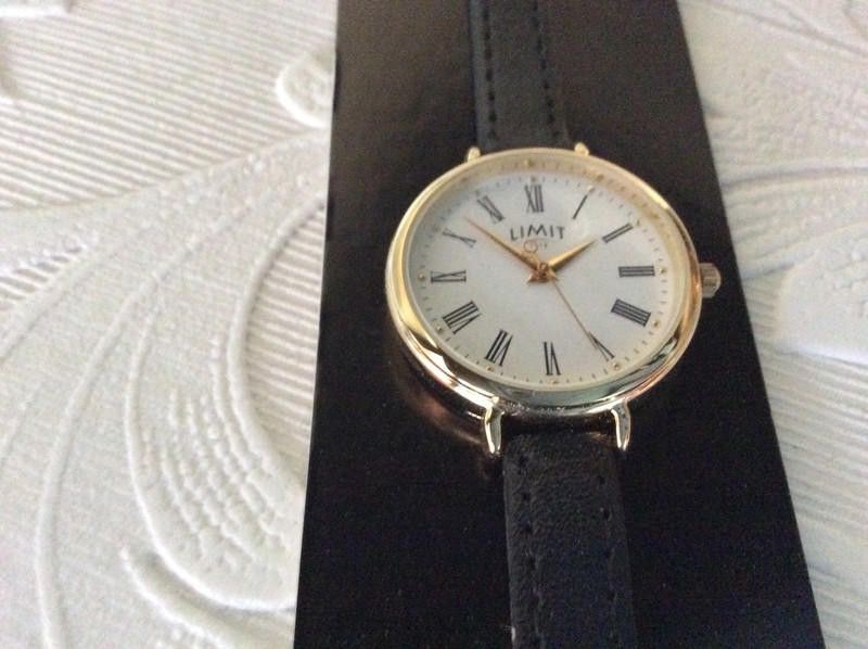 Designer Limit ladies white dial black leather strap watch Size ONE SIZE - 2 Thumbnail