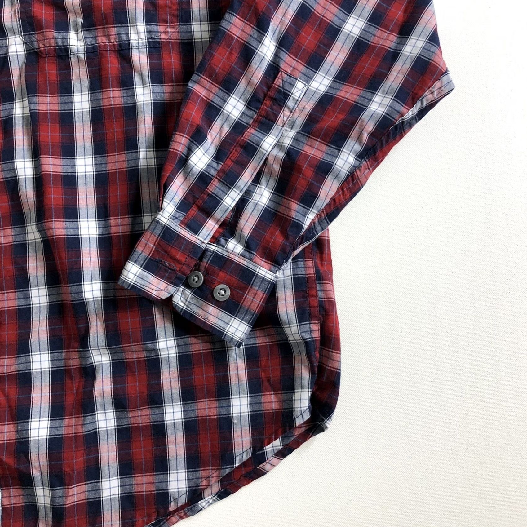 Vintage Wolverine Shirt Plaid Regular Fit Long Sleeve Button-Down Size Medium Red Mens Size US M / EU 48-50 / 2 - 4 Thumbnail