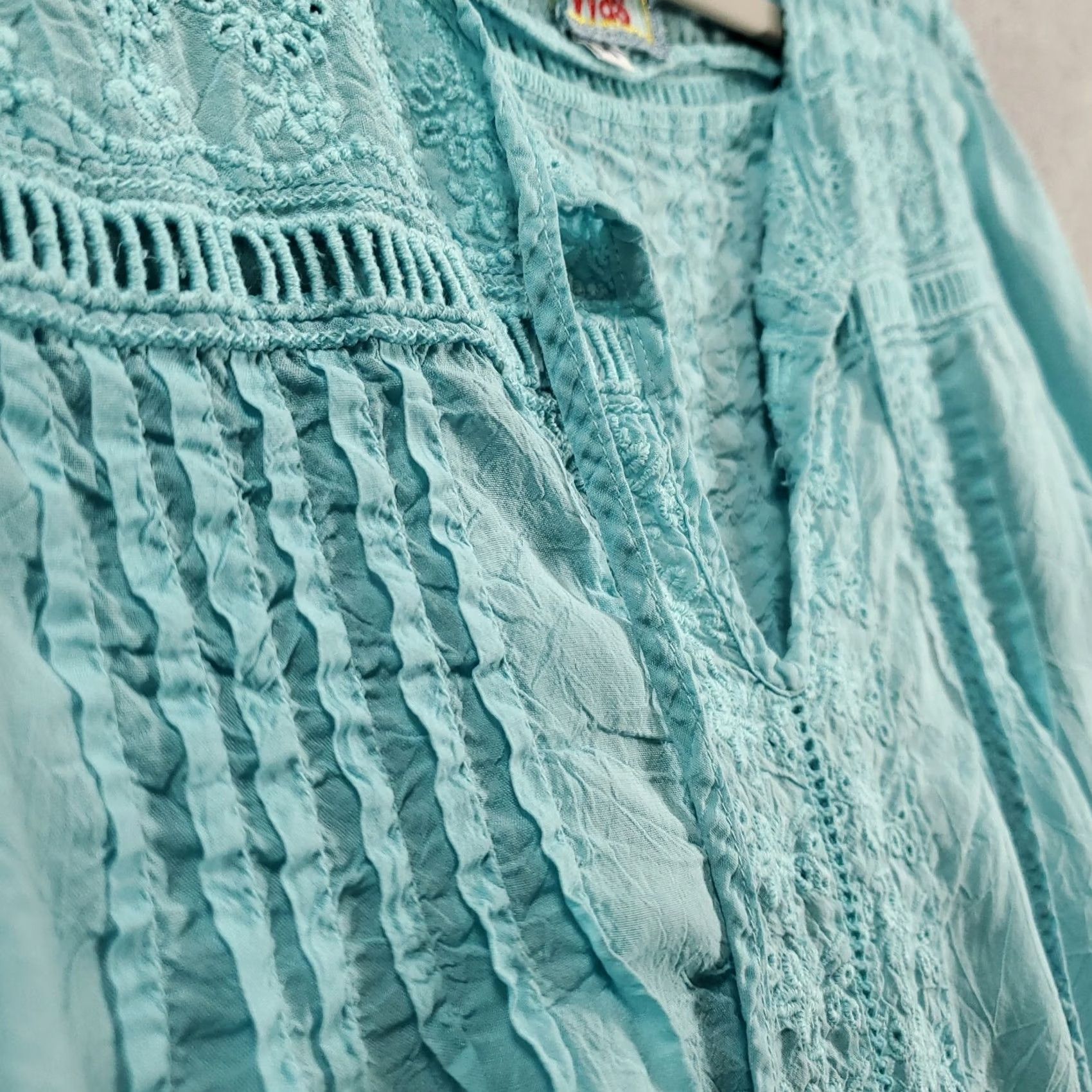 Johnny Was Johnny Was Top Womens M Blue Embroidered Boho Pleated Sheer Cupra Shirt Blouse Tunic V-Neck Pullover Size M / US 6-8 / IT 42-44 - 4 Thumbnail