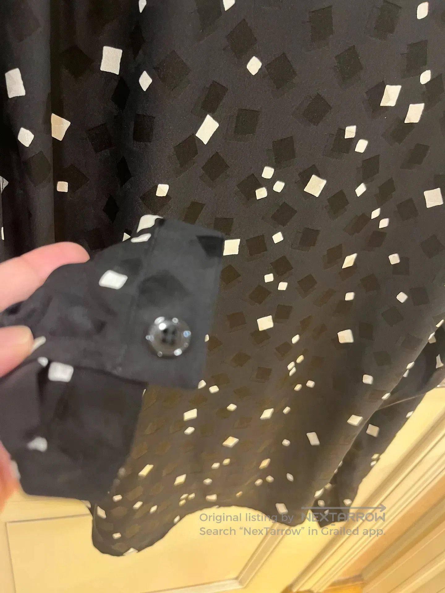 Saint Laurent Paris Saint Laurent Black Silk Square Pattern Shirt. Size US M / EU 48-50 / 2 - 6 Thumbnail