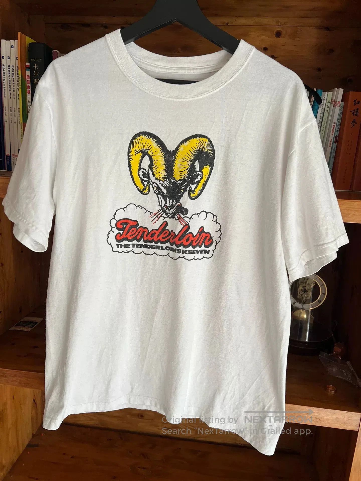tenderloin white graphic short sleeve t-shirt.