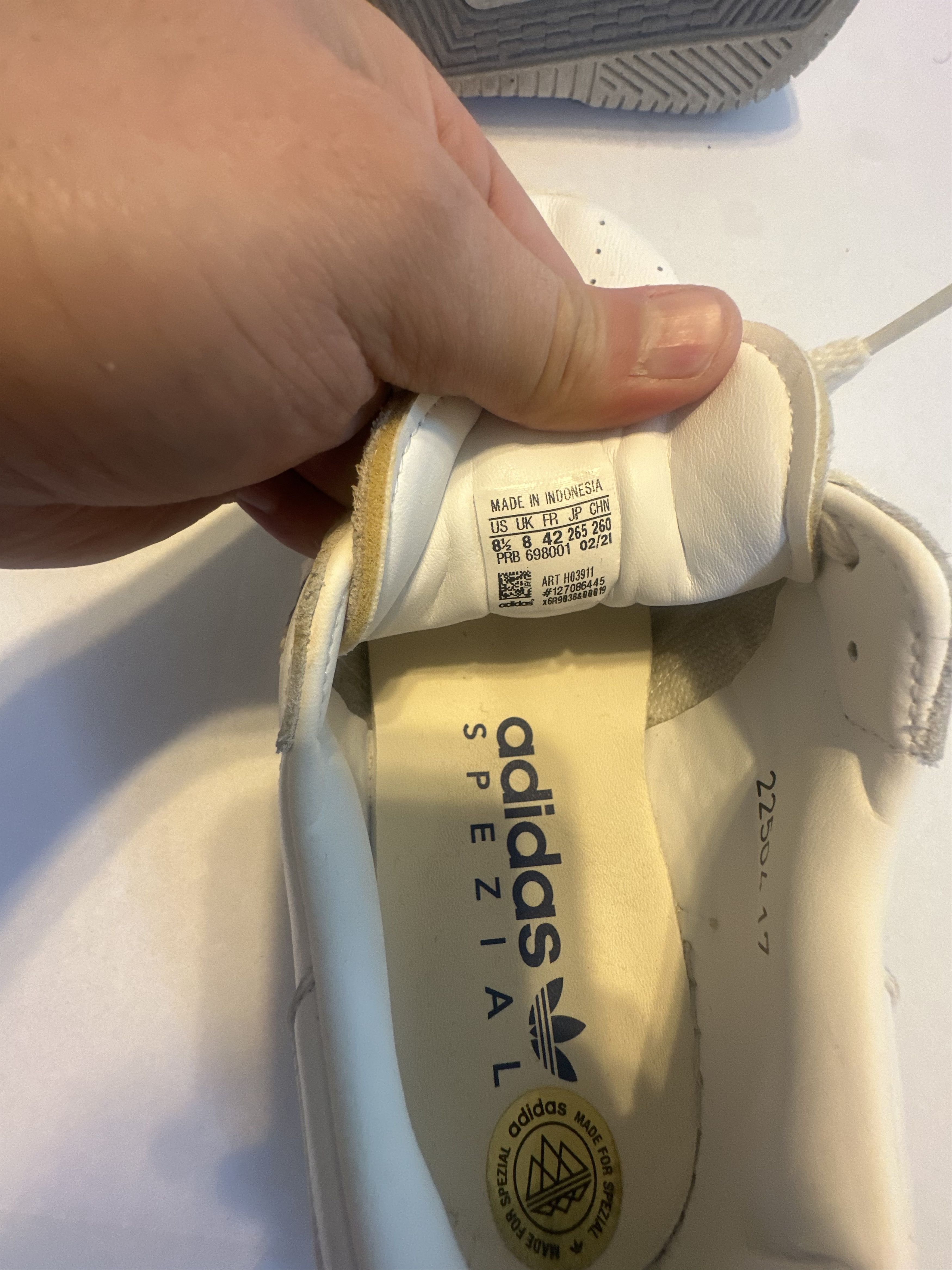 Adidas adidas Burnden SPZL White Polar Blue H03911 Sz 8.5 Size US 8.5 / EU 41-42 - 4 Thumbnail