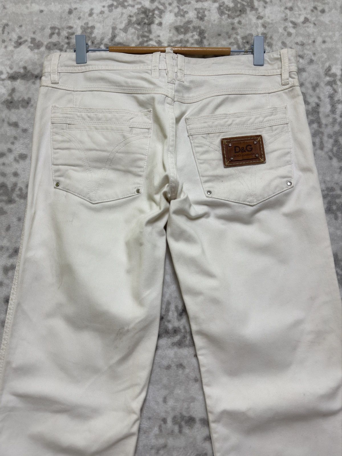 Dolce & Gabbana Vintage Dolce & Gabbana White Straight-Leg Jeans D&G Patch Size US 33 - 8 Thumbnail