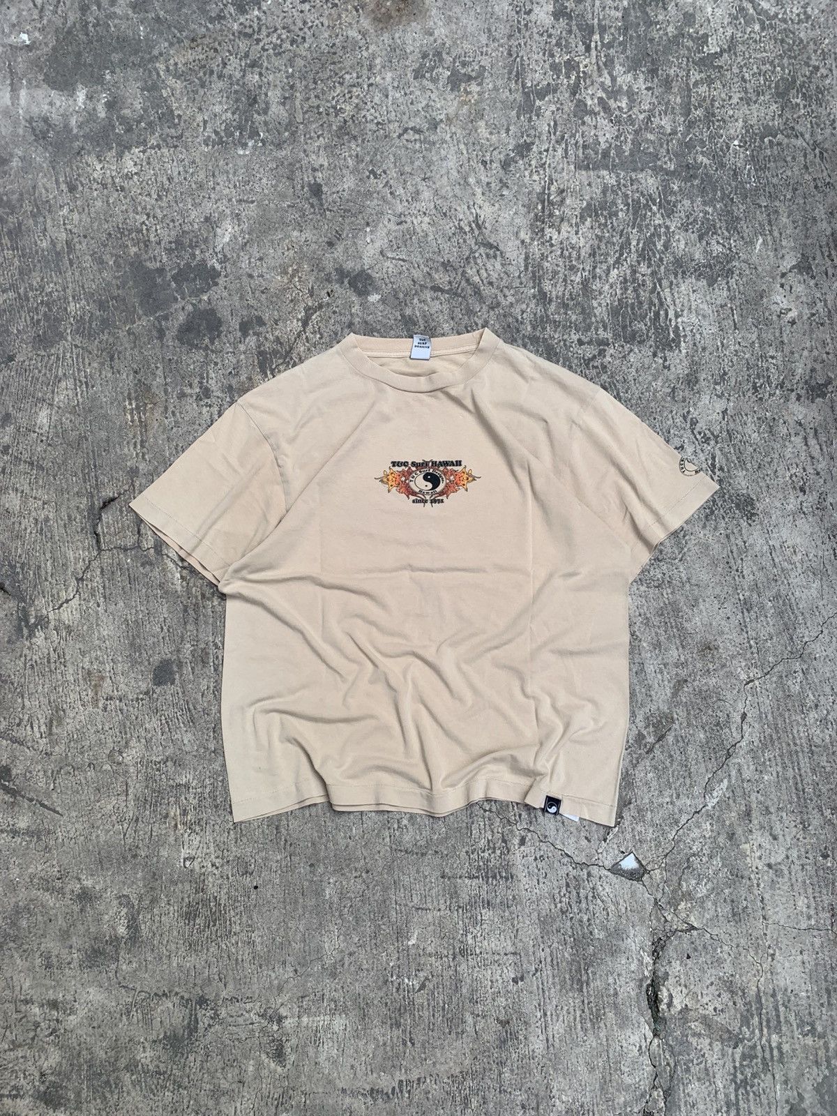 Other Vintage T&C Surf Hawaii tee Size US L / EU 52-54 / 3 - 1 Thumbnail