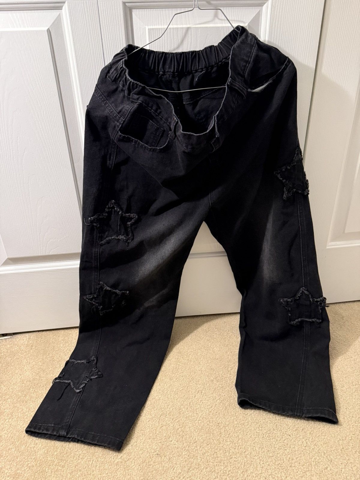 Star baggy black jeans