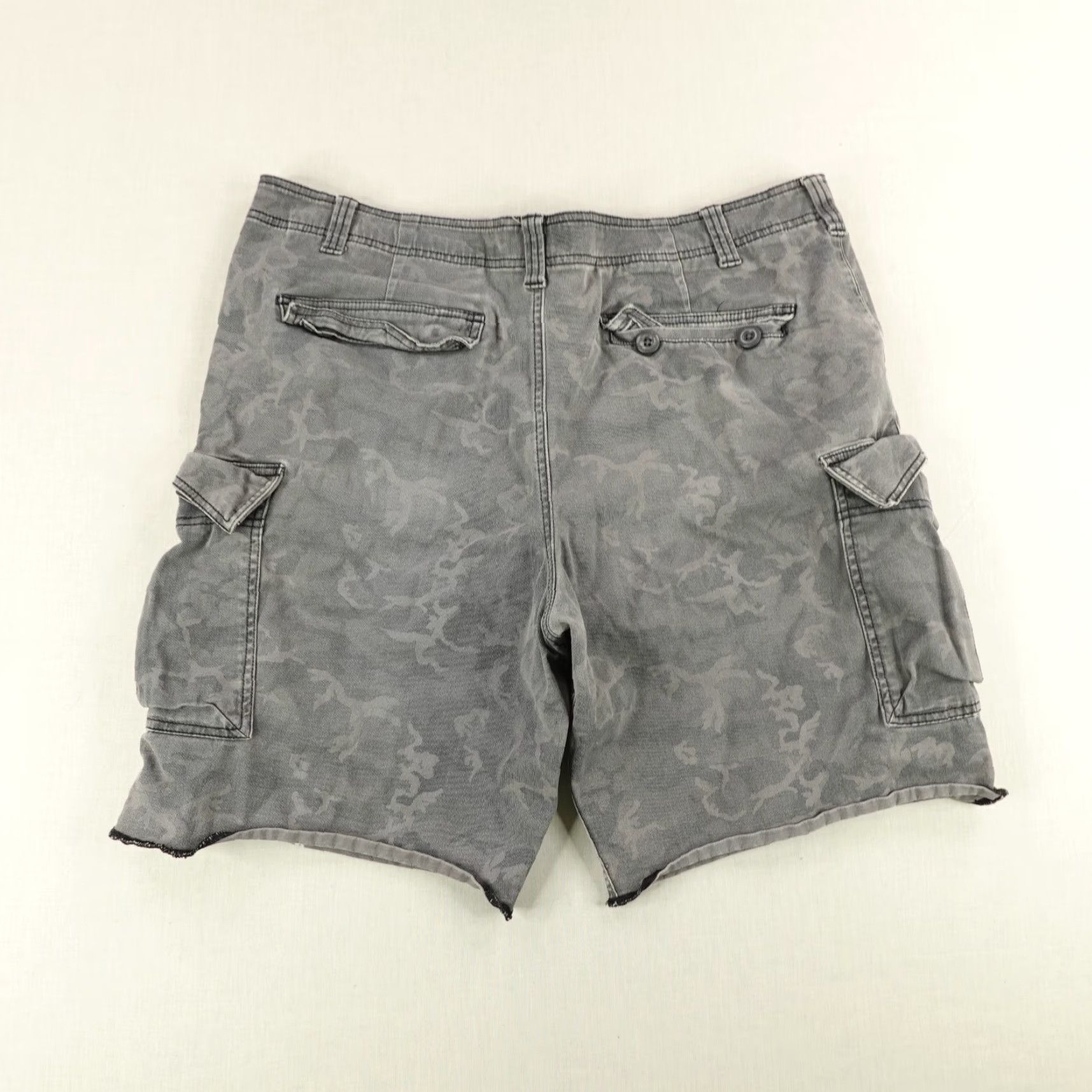Nike Nike SB Shorts Mens 40 Gray Camouflage Cargo Skater Baggy Size US 42 / EU 58 - 6 Thumbnail