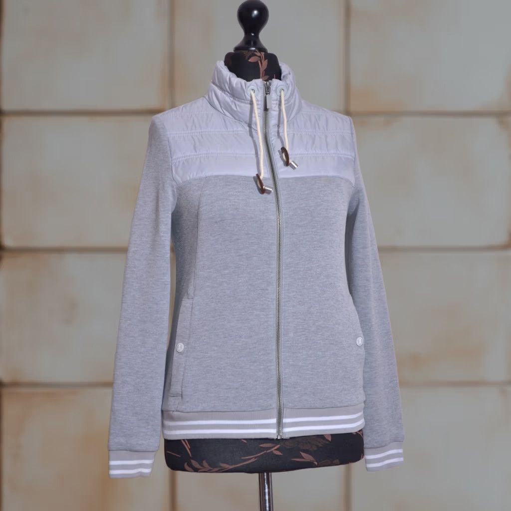 Barbour Barbour Selsey Full Zip Jumper Quilted Panel Grey Casual Lightweight Women UK8 Size M / US 6-8 / IT 42-44 - 1 Thumbnail