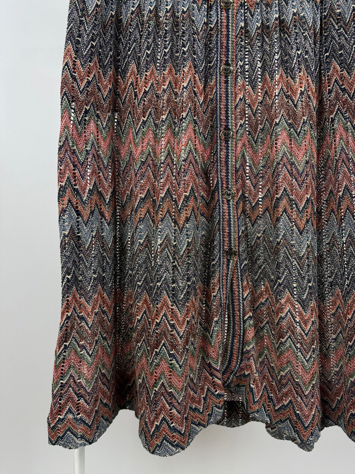 Missoni 90s Vintage Missoni Zigzag Crochet Knit A-Line Midi Skirt Size 28" / US 6 / IT 42 - 7 Thumbnail