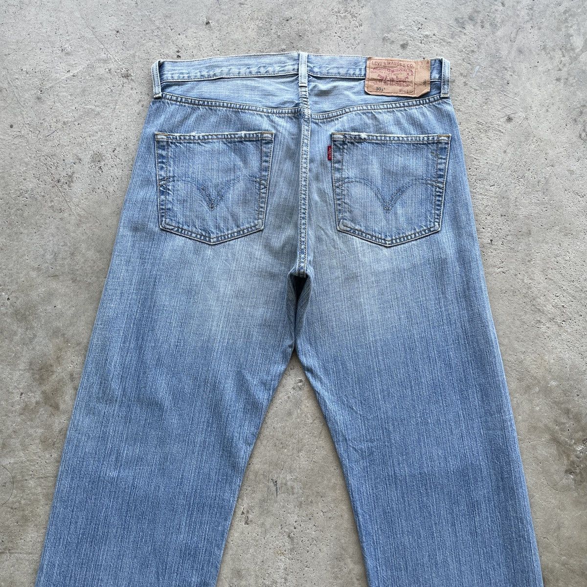 Levi's Vintage Levi’s 501 Faded ButtonFly Jeans Lightwashed Pants Size US 34 / EU 50 - 9 Thumbnail