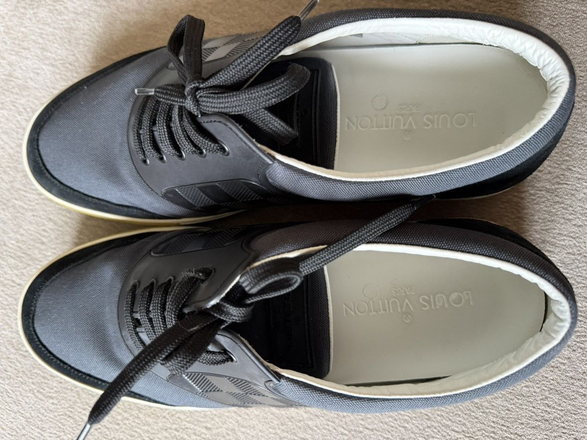 Louis Vuitton LOUIS VUITTON DAMIER LOW TOP SNEAKERS Size US 7 / EU 40 - 10 Thumbnail