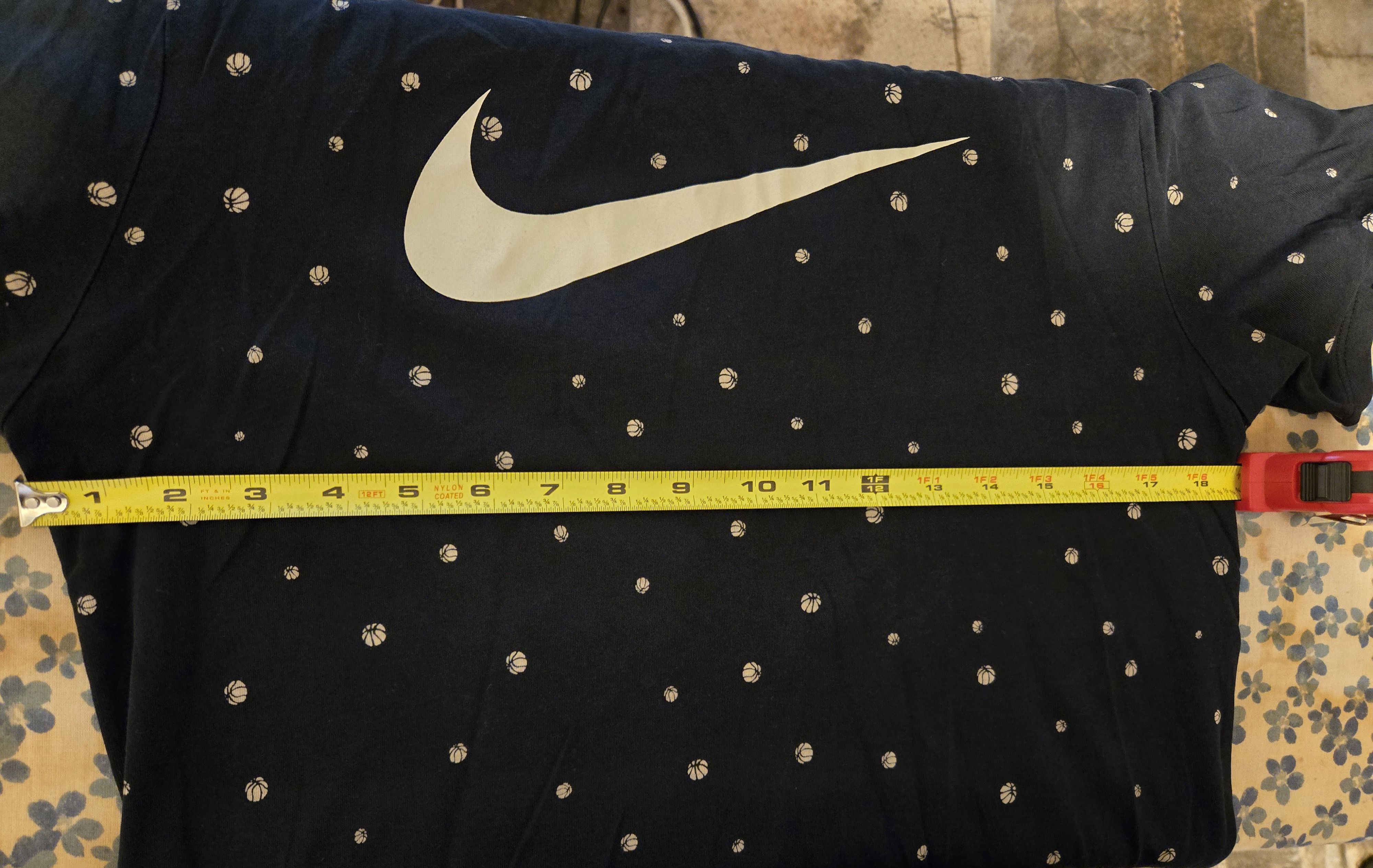 Nike Nike Basketball All-Over Design Tee Size US M / EU 48-50 / 2 - 3 Thumbnail