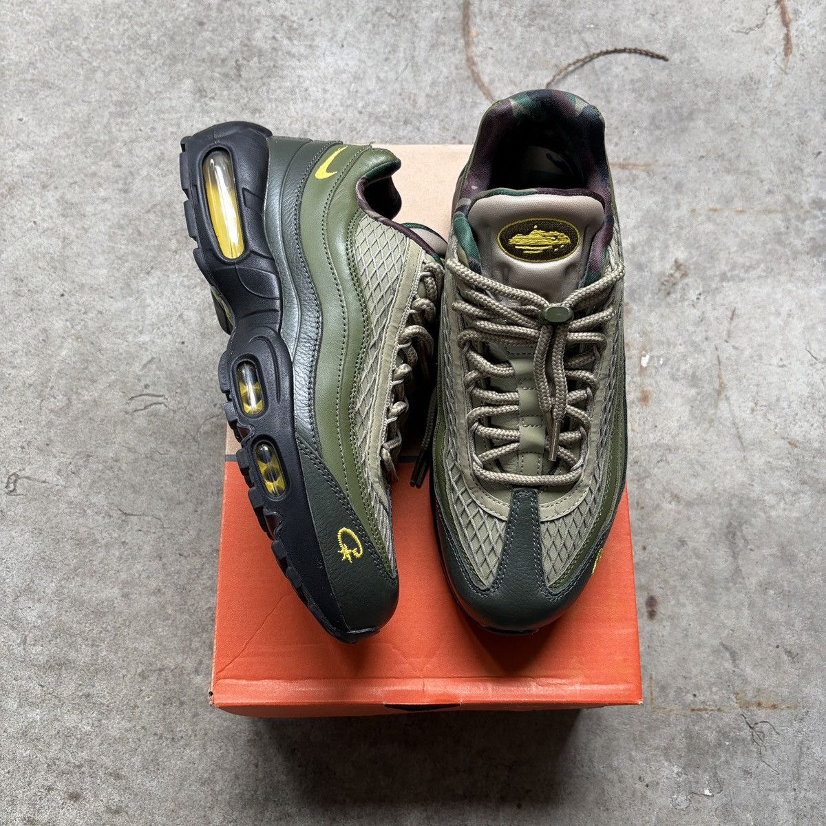 Corteiz × Nike Corteiz Gutta Green Air Max 95 SP Size US 8.5 / EU 41-42 - 1 Thumbnail