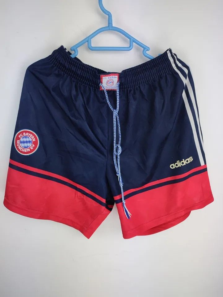 Adidas × Vintage FC Bayern Munich Munchen Home 1997 - 1998 FOOTBALL SOCCER Size US 34 / EU 50 - 1 Thumbnail
