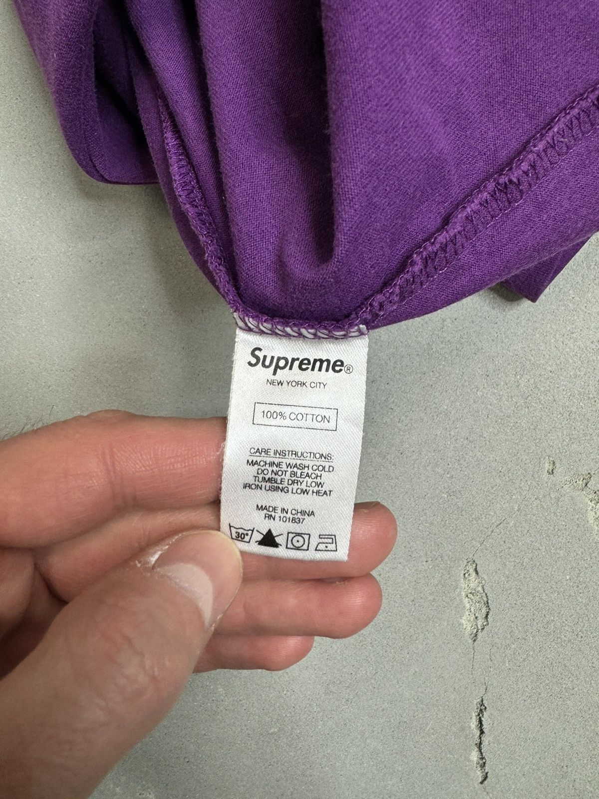 Supreme Supreme Small Box Longsleeve Size US M / EU 48-50 / 2 - 6 Thumbnail