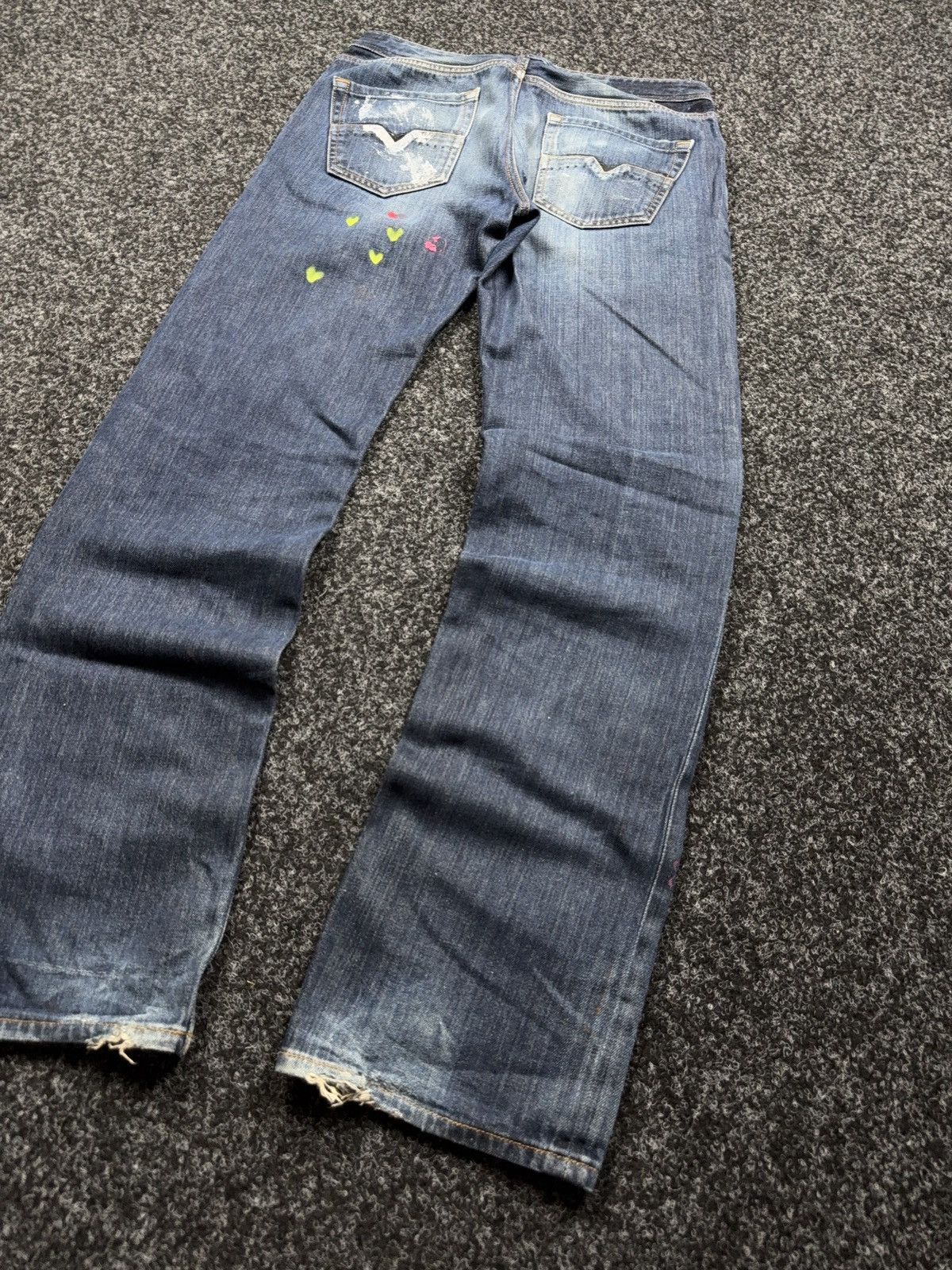 Diesel 00s Diesel Larkee Distressed Punk Custom Painted Y2K Jeans Size US 31 - 15 Thumbnail
