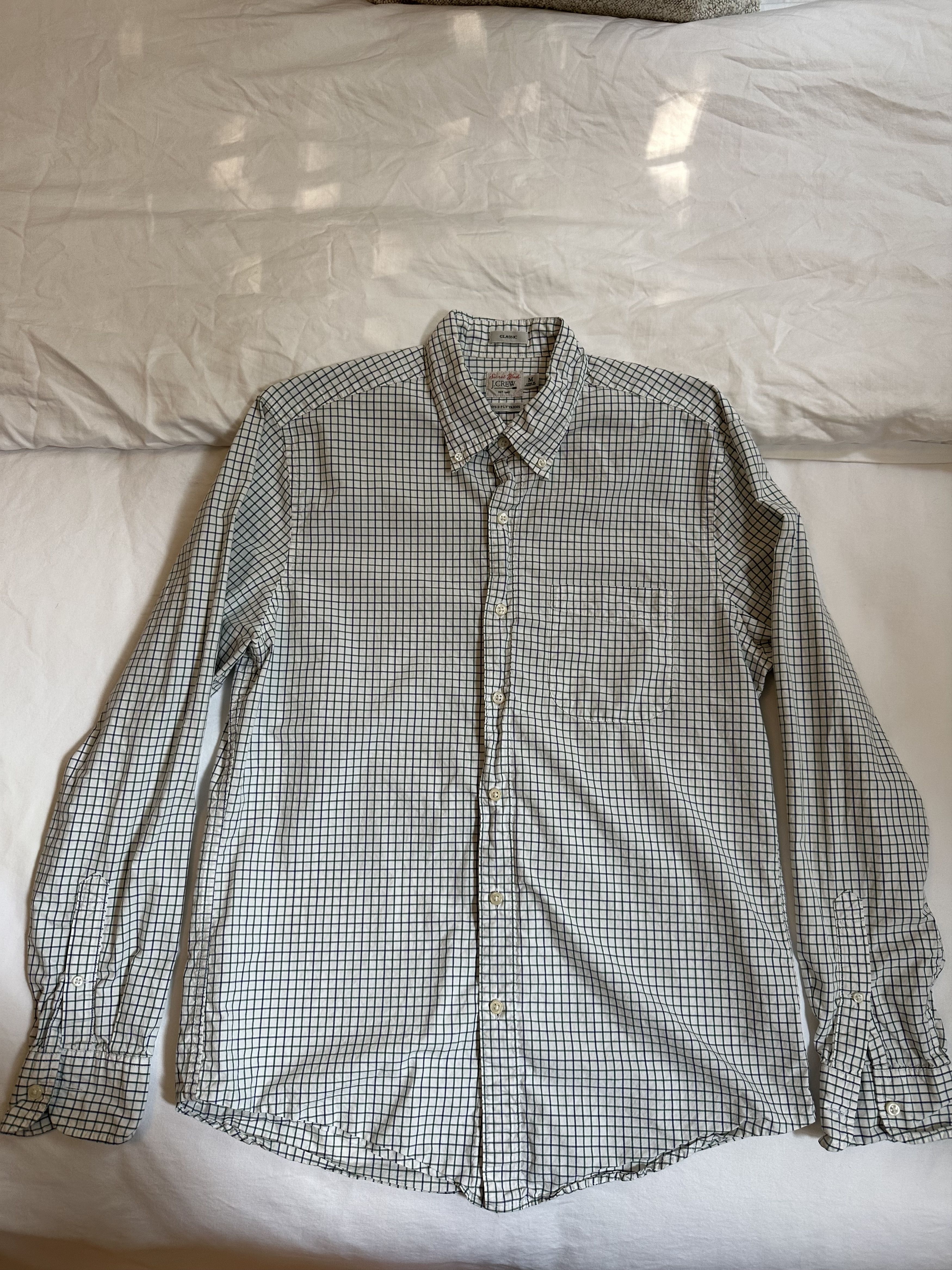 J.Crew Plaid long sleeve button down Size US M / EU 48-50 / 2 - 1 Thumbnail