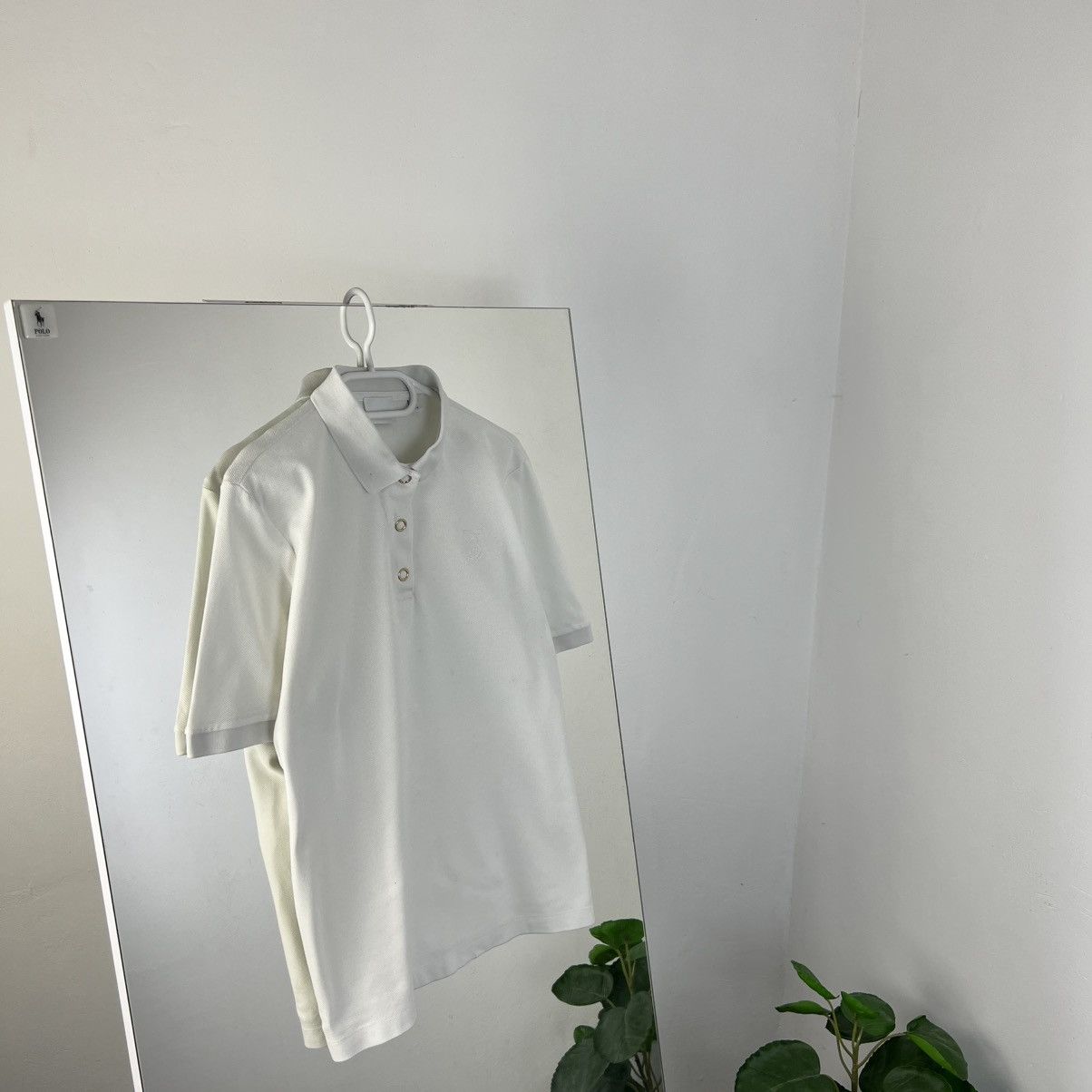 Burberry Burberry Mini Logo White Polo T-Shirt Old Money Style Size US XL / EU 56 / 4 - 1 Thumbnail